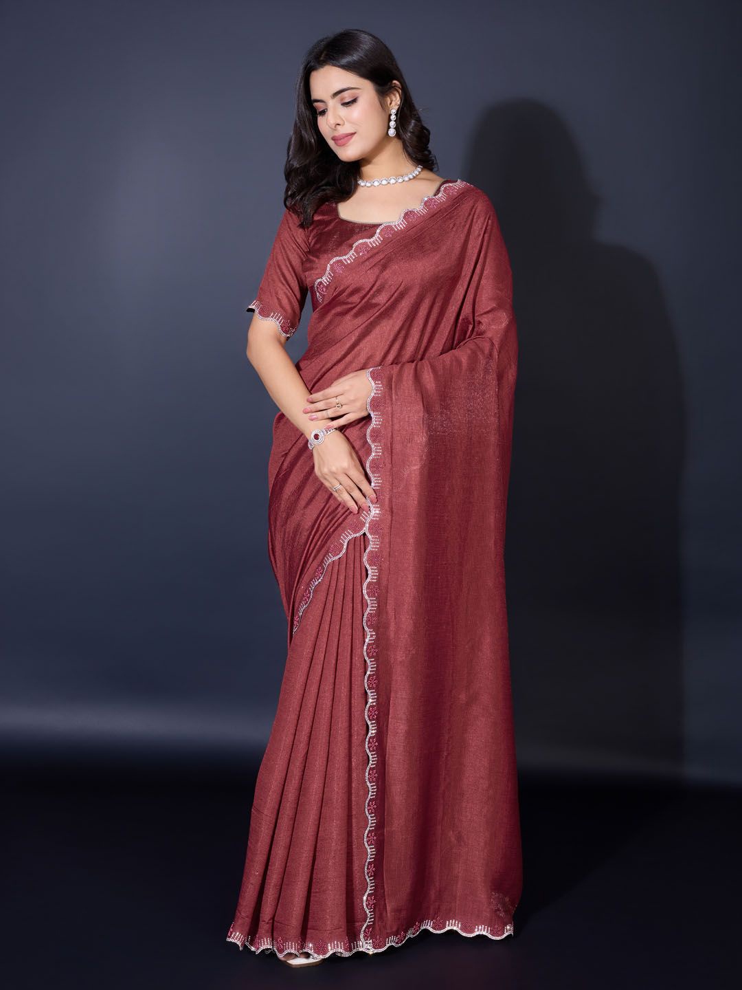 

Meena Bazaar Embellished Sequinned Saree, Maroon