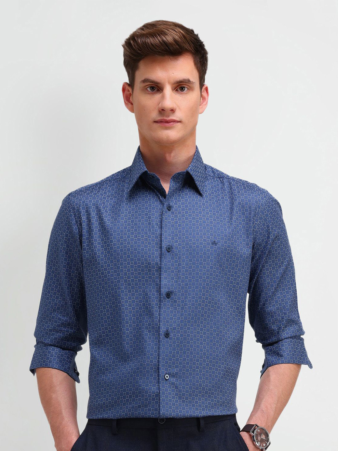 

Arrow New York Men Manhattan Spread Collar Geometric Printed Cotton Slim Fit Casual Shirt, Blue