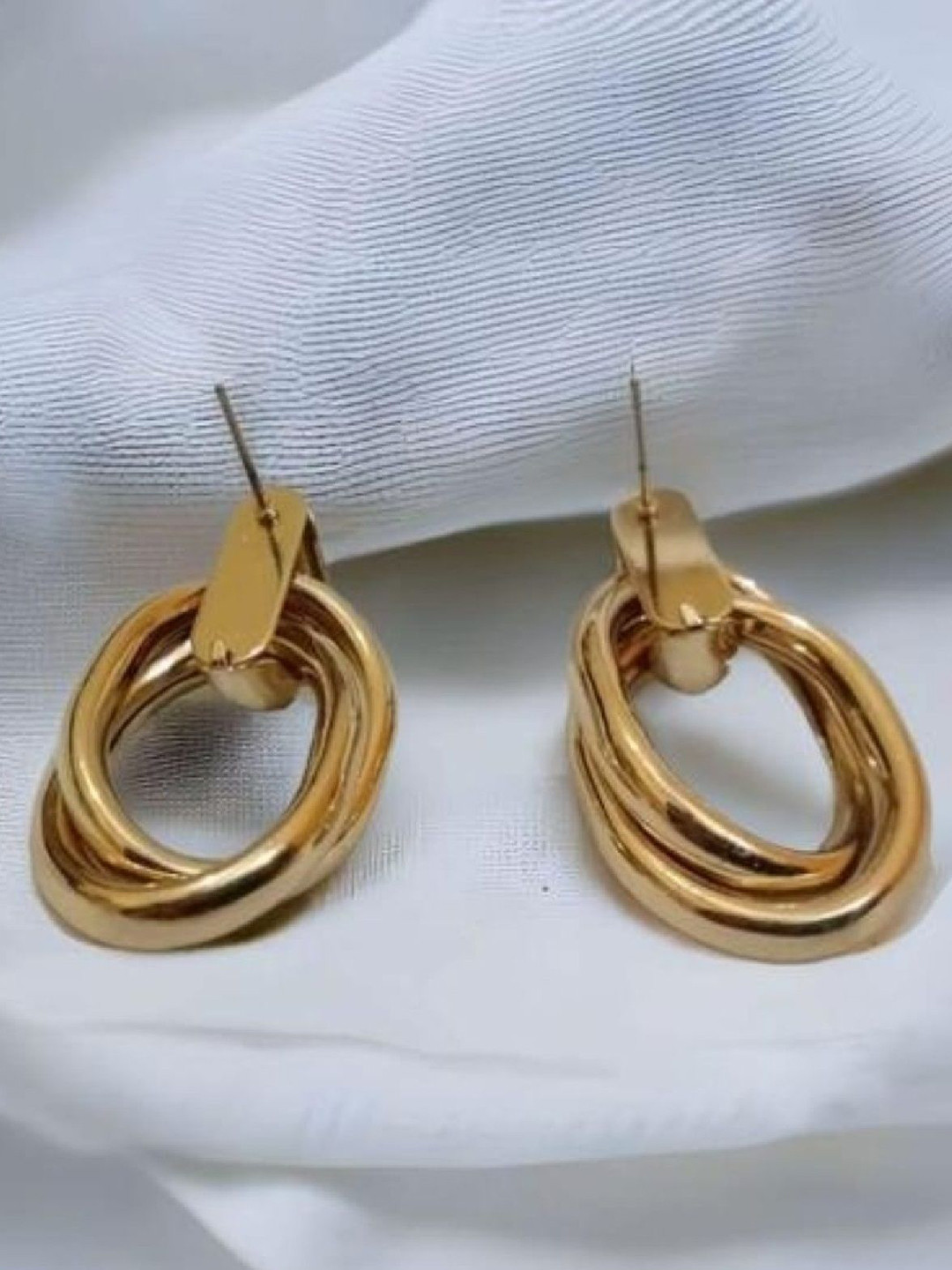 

RUHI COLLECTION Circular Hoop Earrings, Gold
