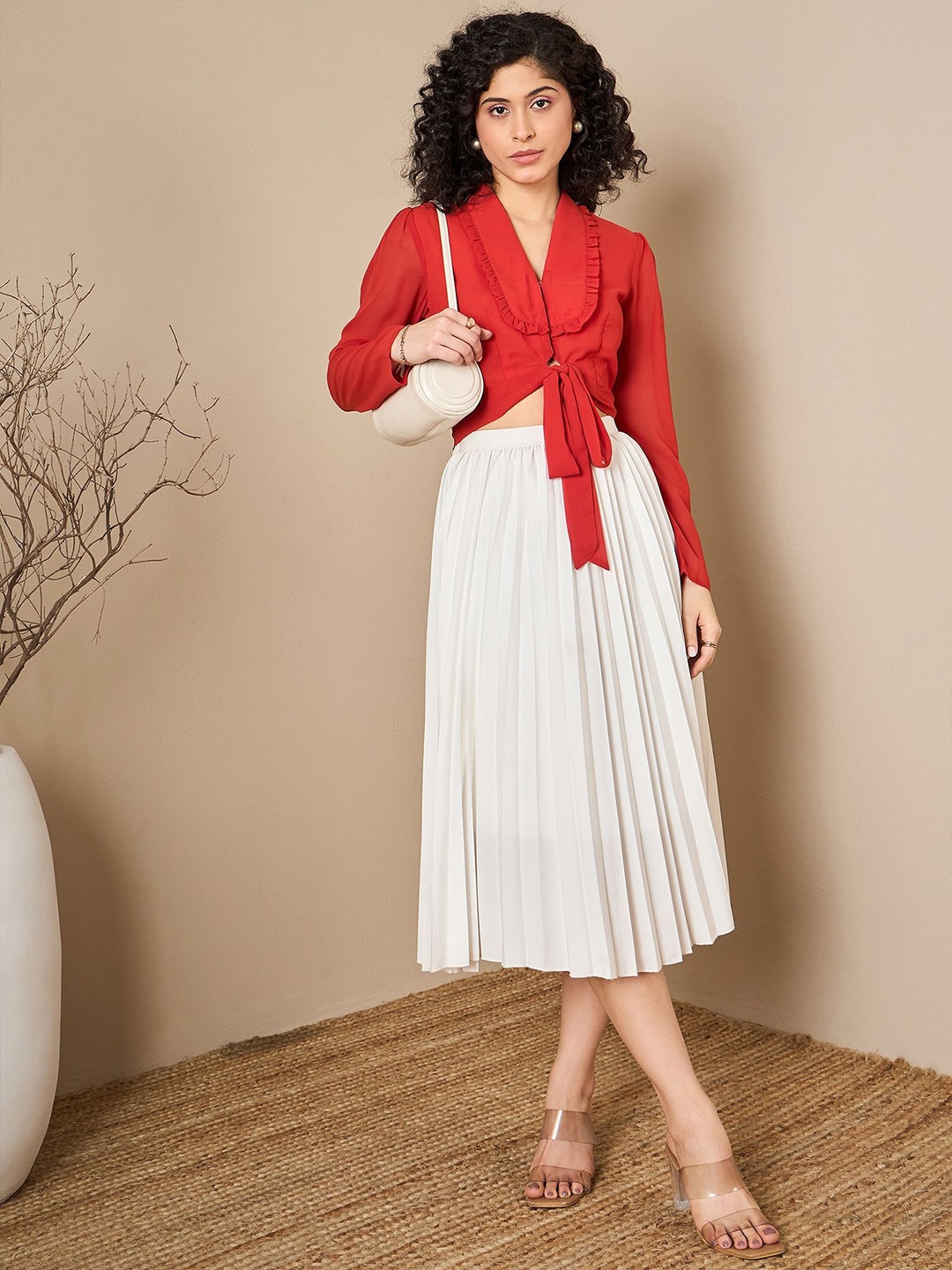 

Kibo Women V-neck Puff Sleeve Crop Top, Orange