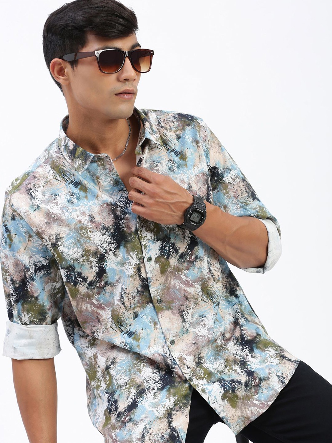 

SHOWOFF Men Premium Spread Collar Abstract Printed Cotton Casual Shirt, Blue