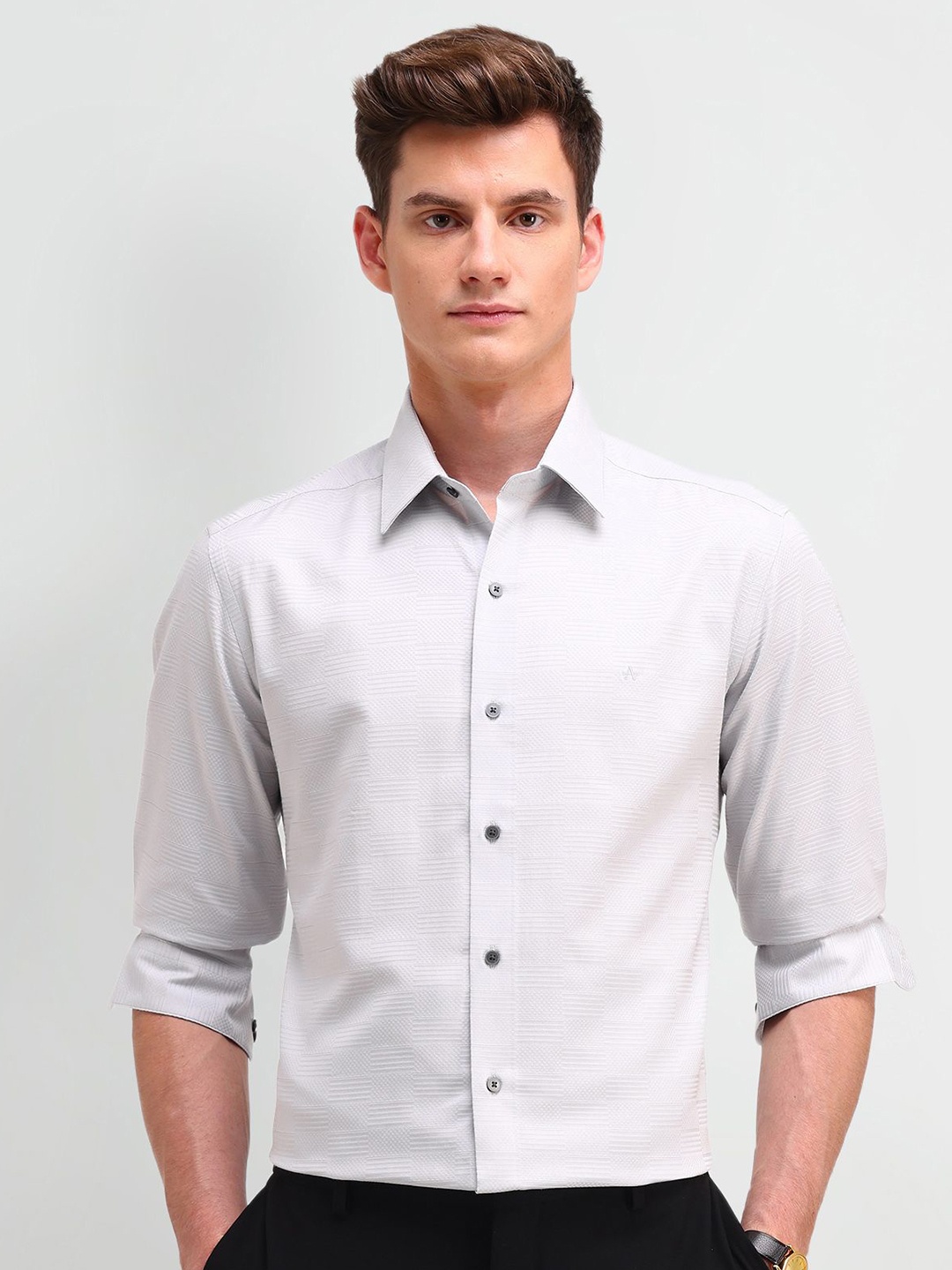 

Arrow New York Men Manhattan Spread Collar Textured Cotton Slim Fit Casual Shirt, White