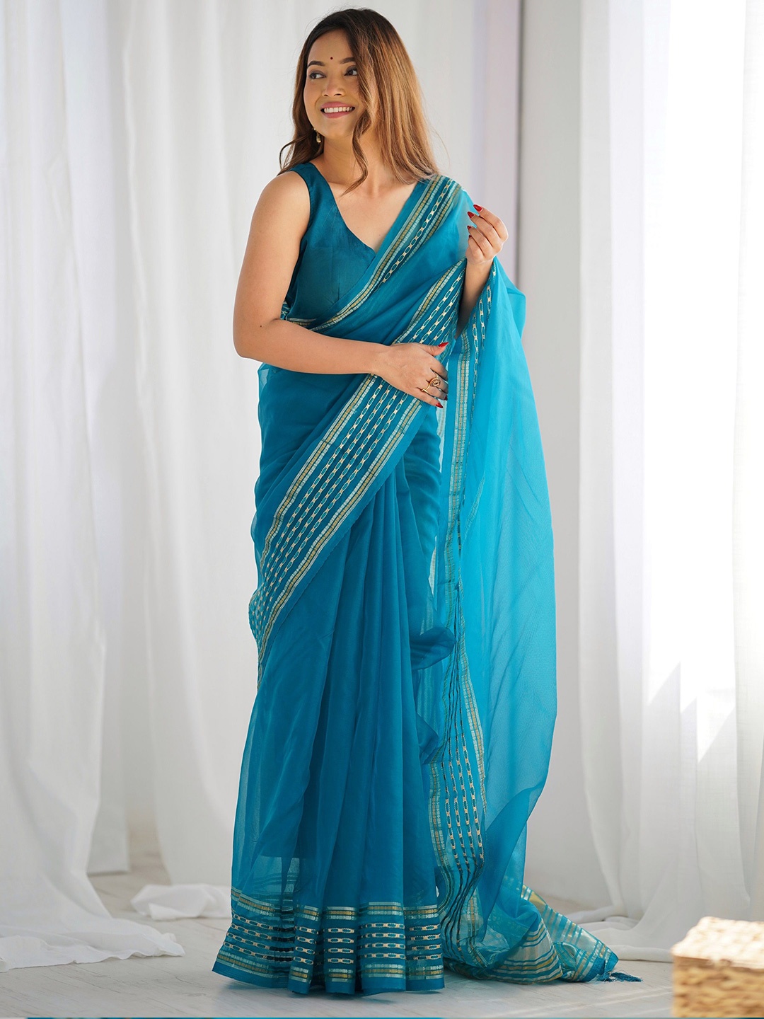 

CANIZZARO Striped Organza Khadi Saree, Blue