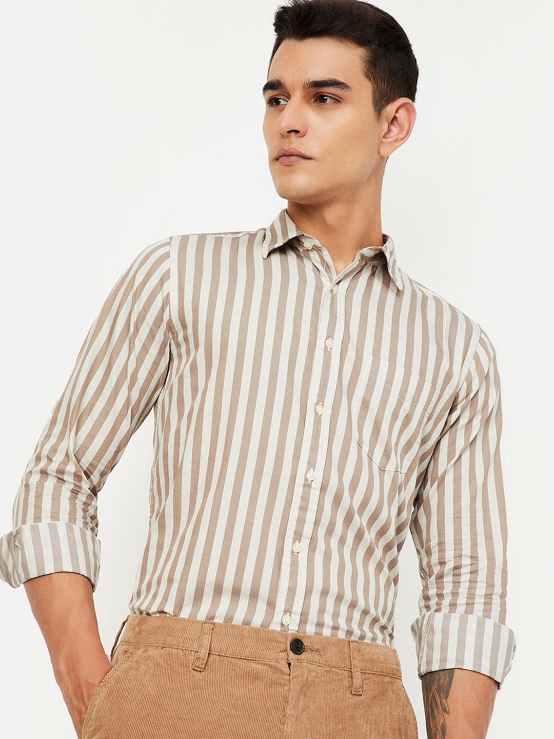 

max Men Spread Collar Vertical Striped Cotton Casual Shirt, Beige