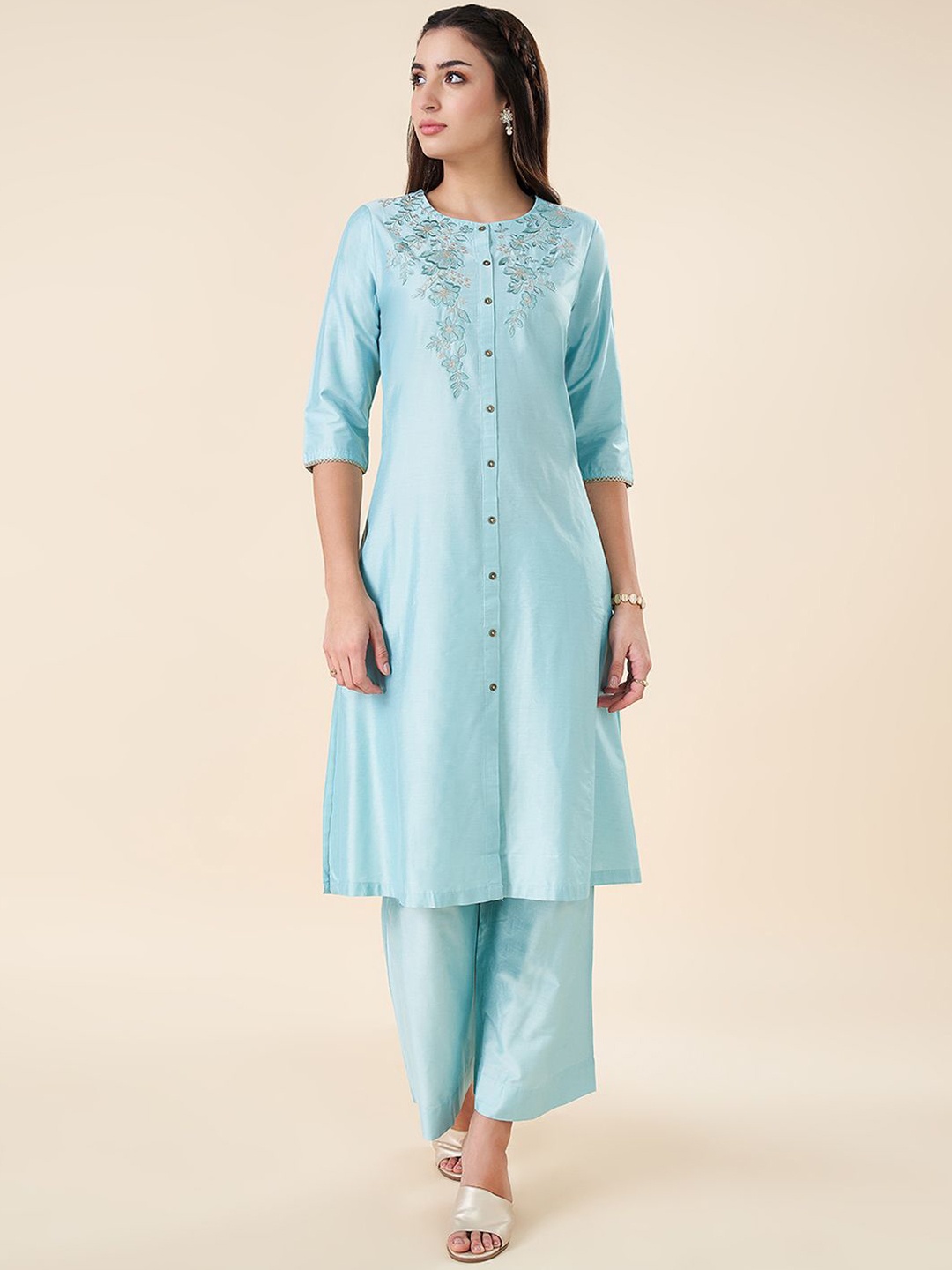 

RANGMANCH BY PANTALOONS Floral Embroidered Thread Work Straight Kurta With Trousers, Blue