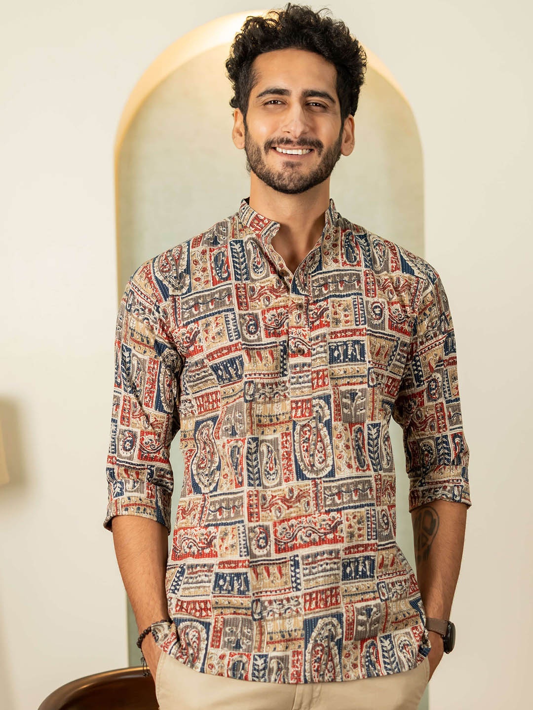 

Shasak Men Quirky Yoke Design Sequinned Kurta, Multi