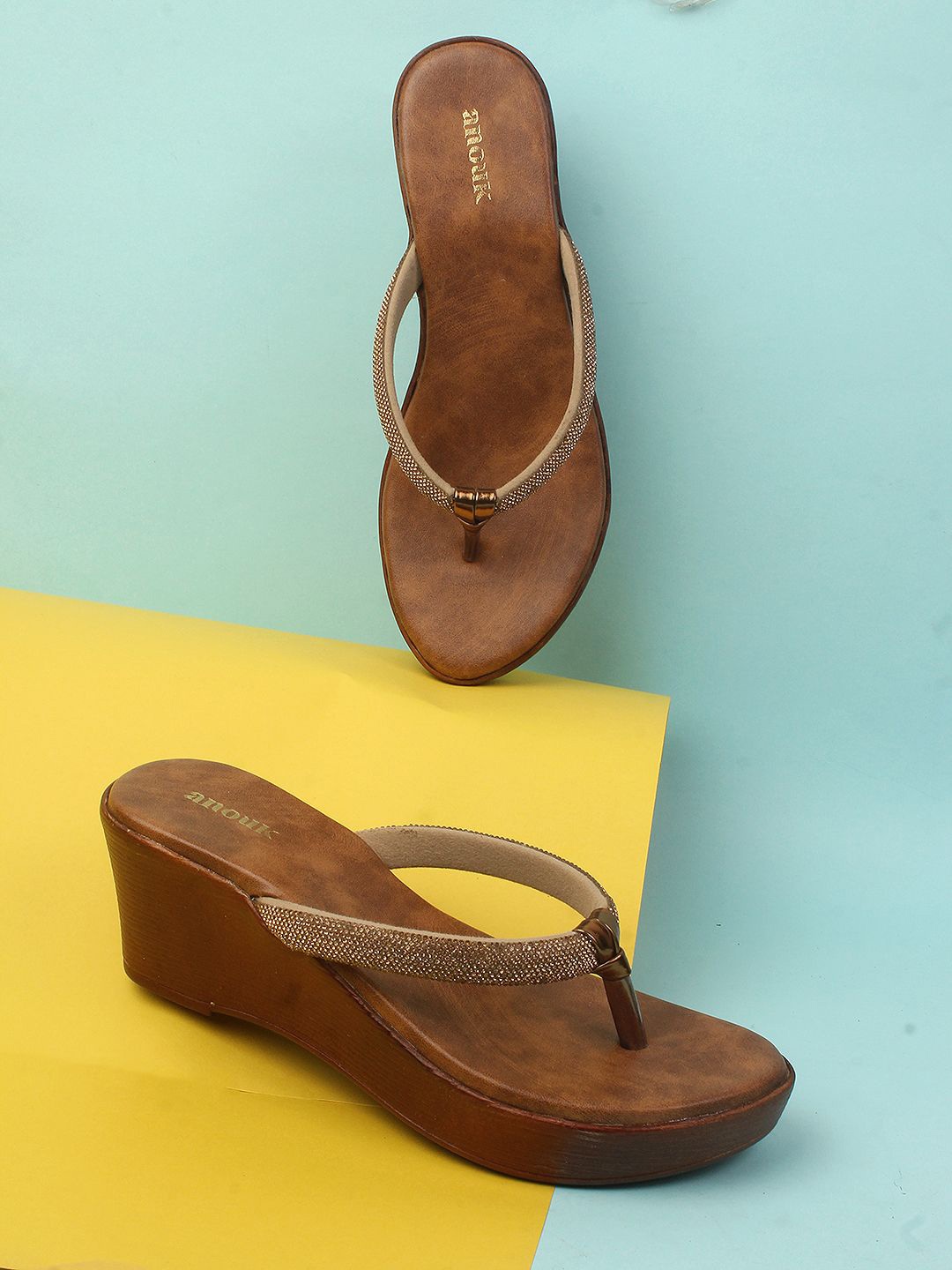 

Anouk Women T - Strap Flats, Copper