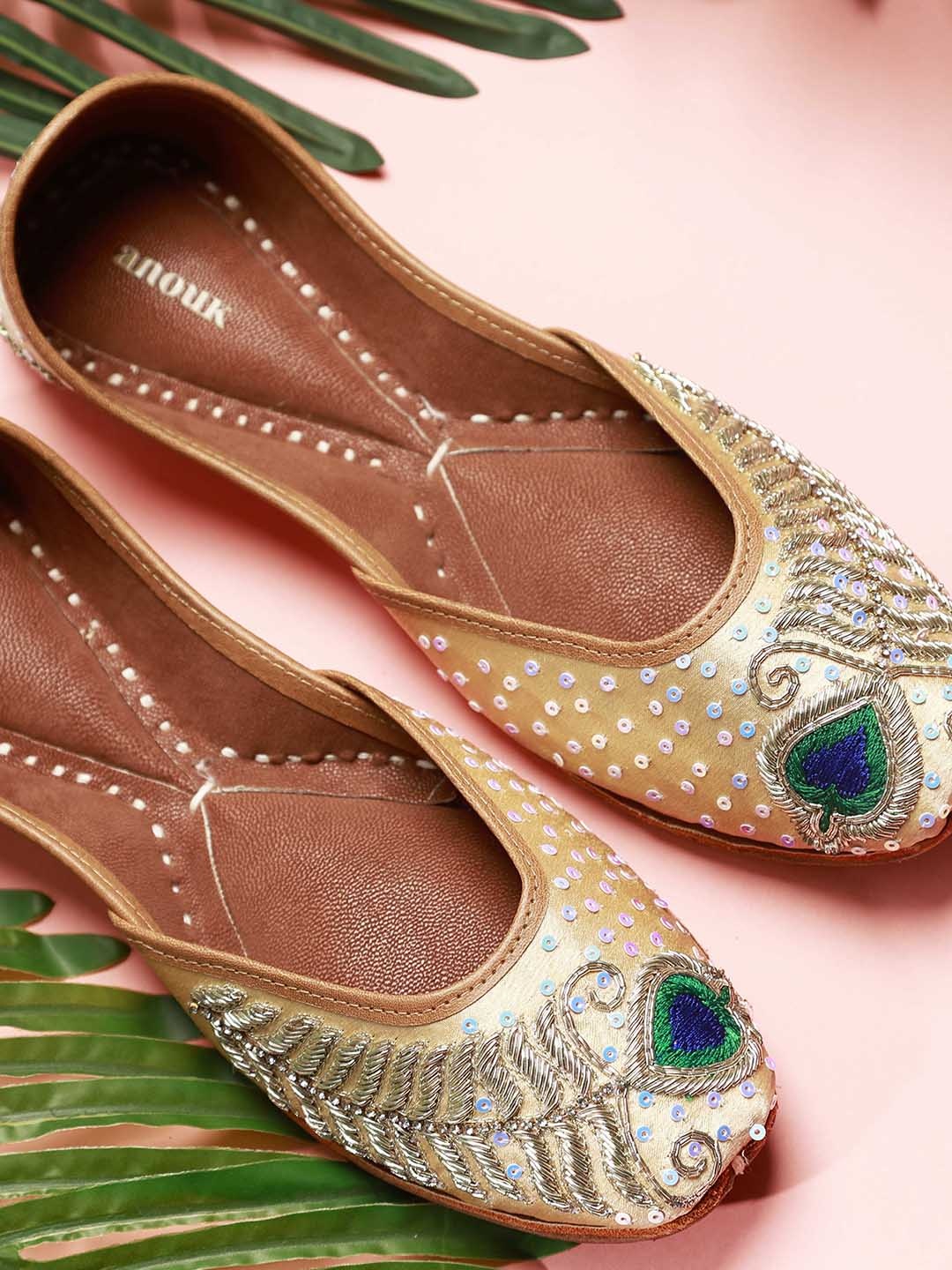 

Anouk Women Round Toe Embellished Mojaris Flats, Gold