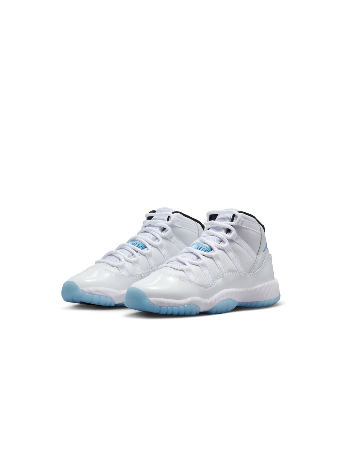 

Nike Boys Air Jordan 11 Retro Shoes, White