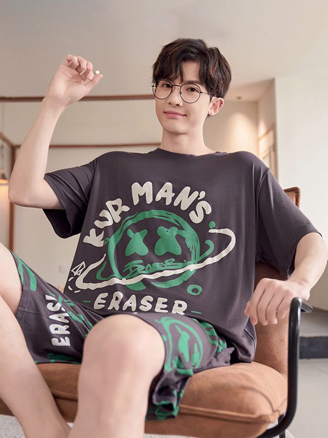

StyleCast Brown Printed Round Neck T-shirt With Shorts
