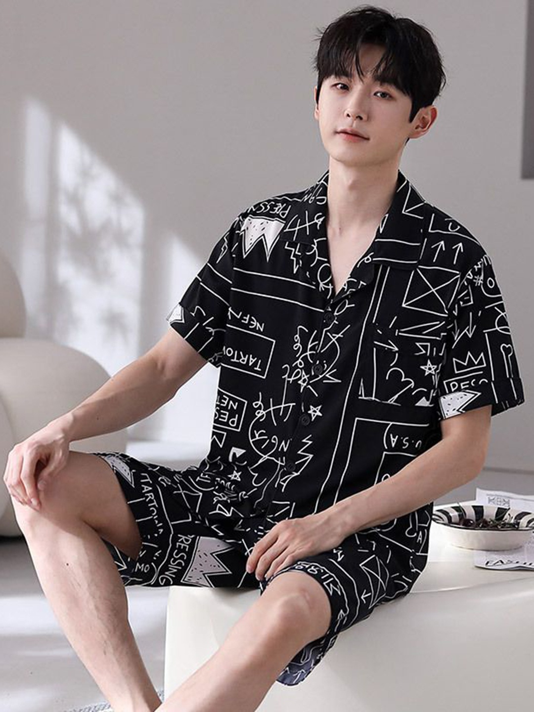 

StyleCast Men Graphic Printed Shirt With Shorts Night Suit, Black