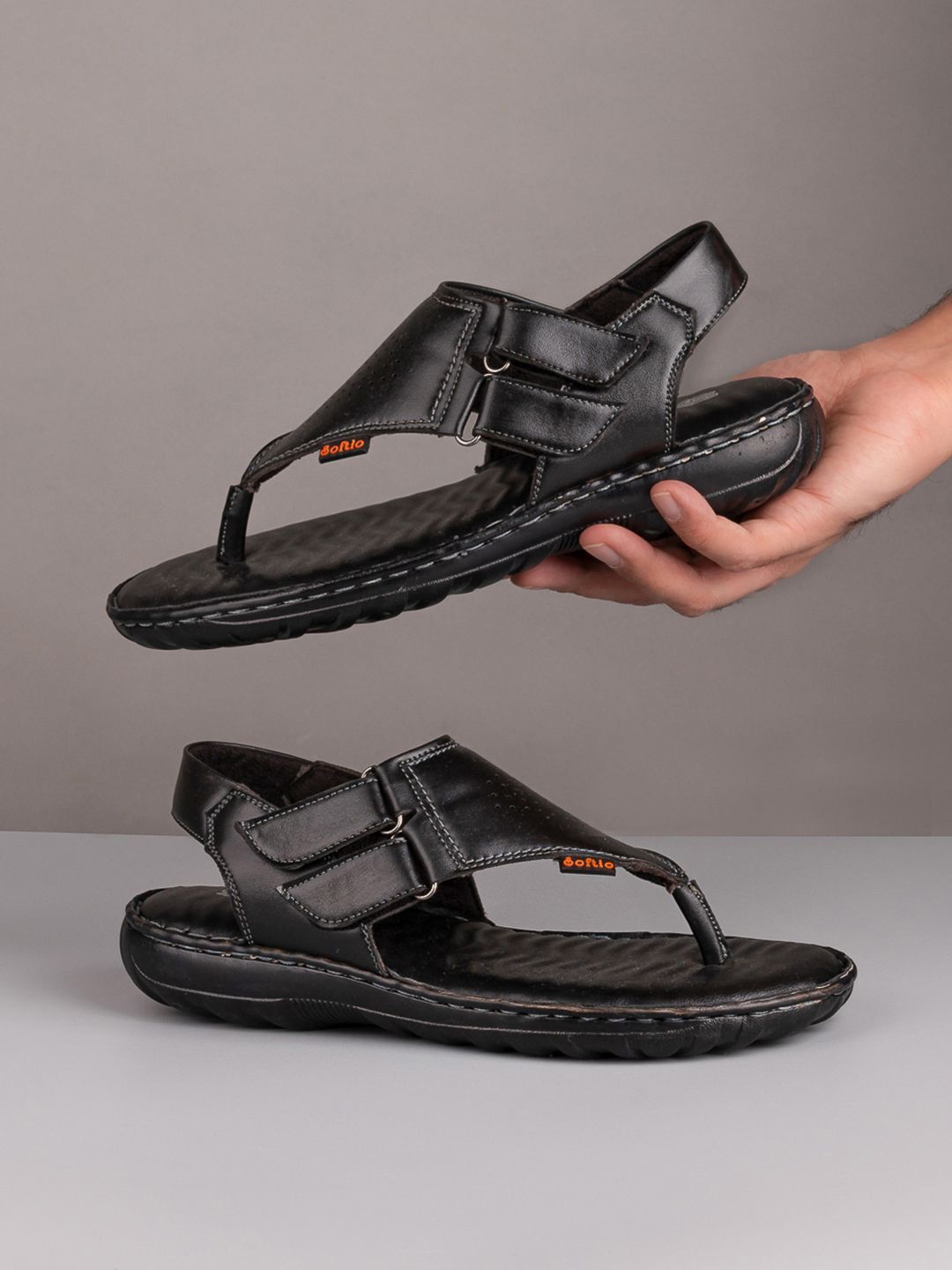 

SOFTIO Men Comfort Sandals, Black