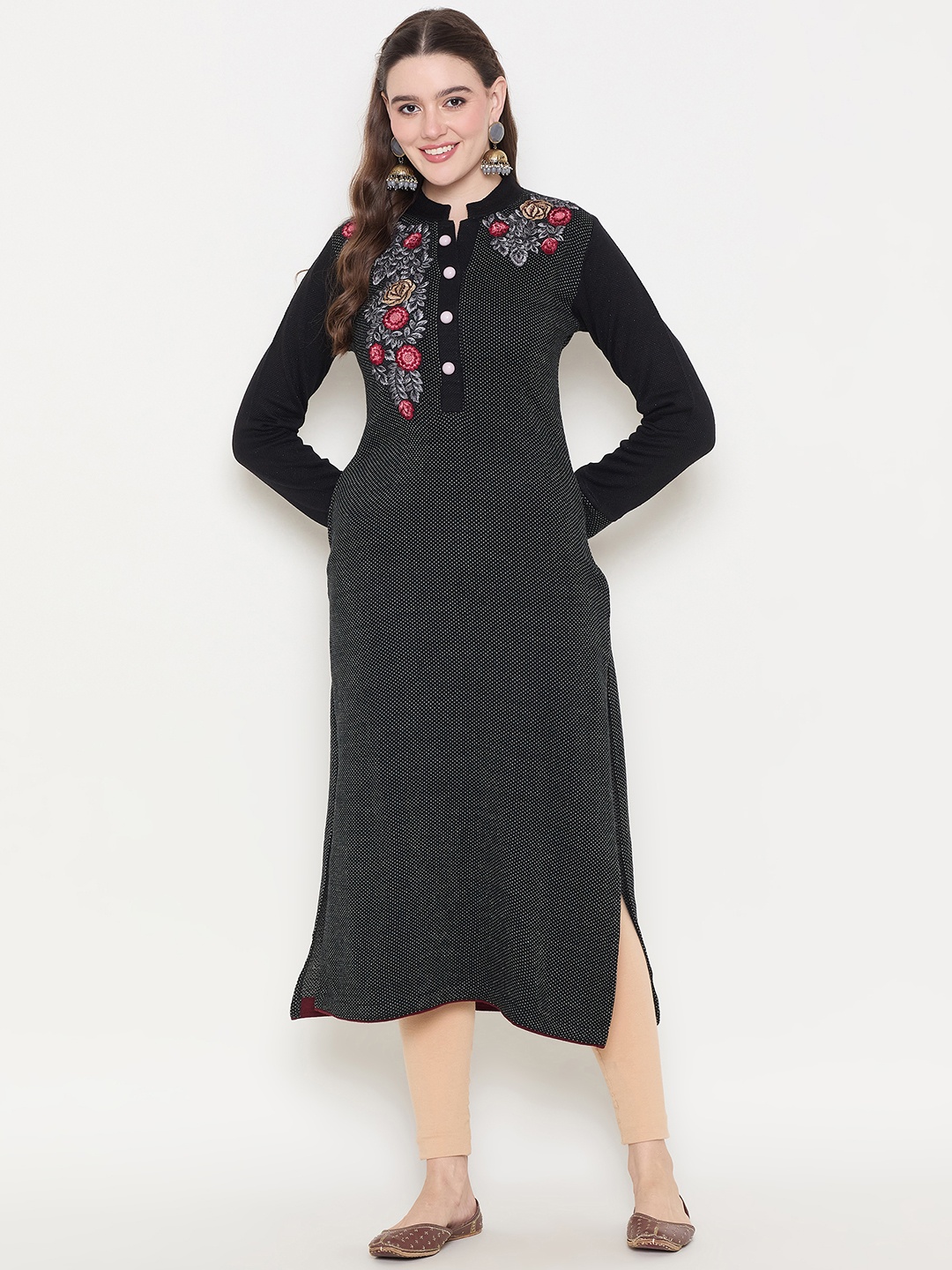 

Zigo Winter Wear Floral Embroidered Mandarin Collar Woollen Straight Kurta, Black