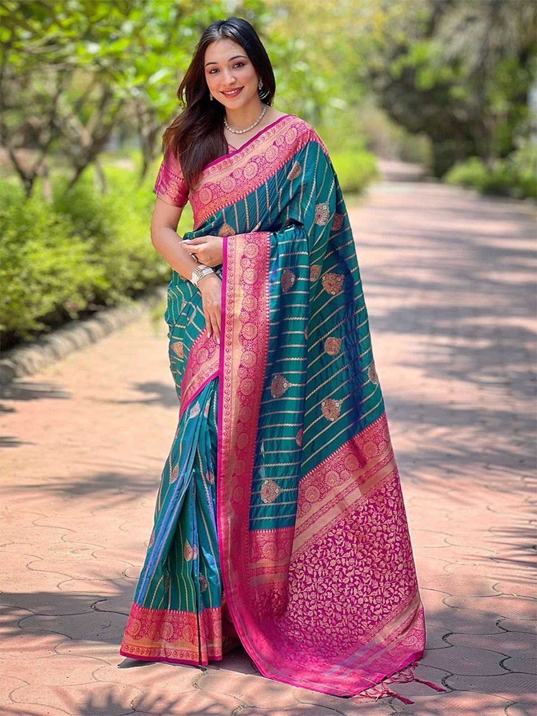 

ODETTE Striped Woven Design Zari Saree With Blouse Piece, Teal