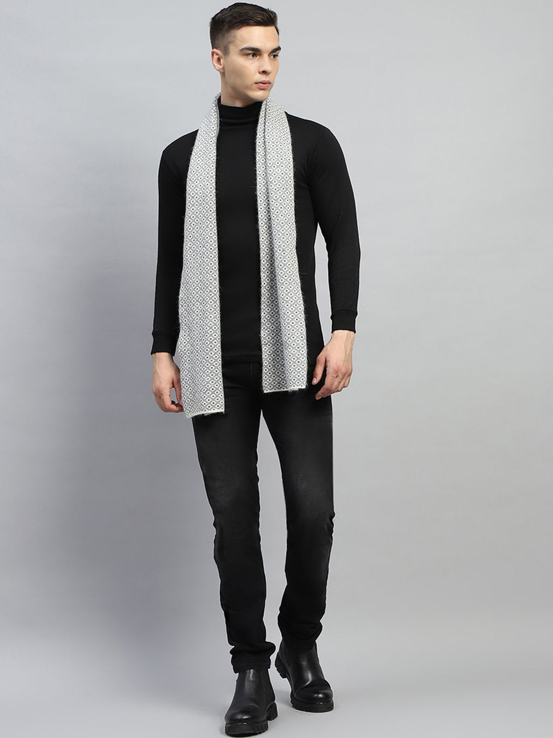 

Monte Carlo Men Merino Wool Mufflers, Grey