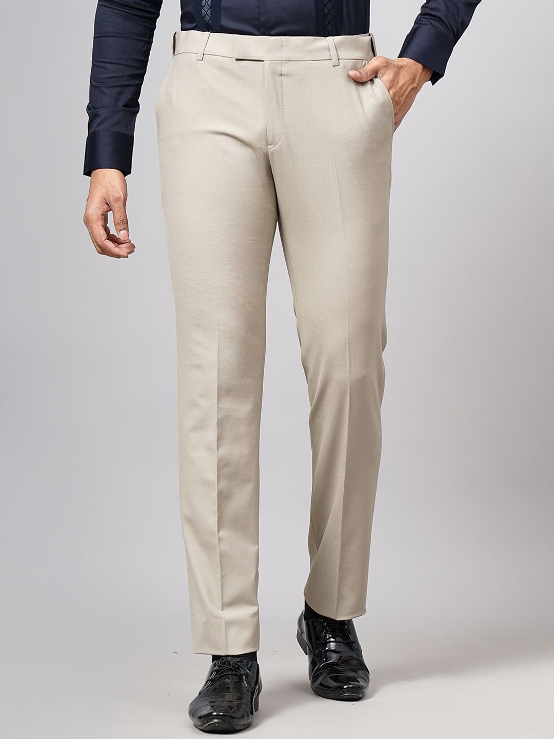 

METAL Men Mid-Rise Slim Fit Formal Trousers, Beige