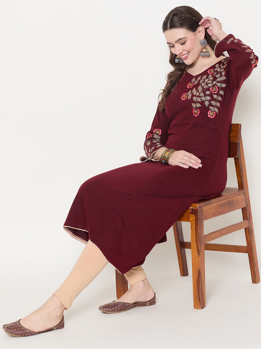 

Zigo Floral Yoke Design Thread Work Woollen Pure Woollen A-Line Kurta, Maroon