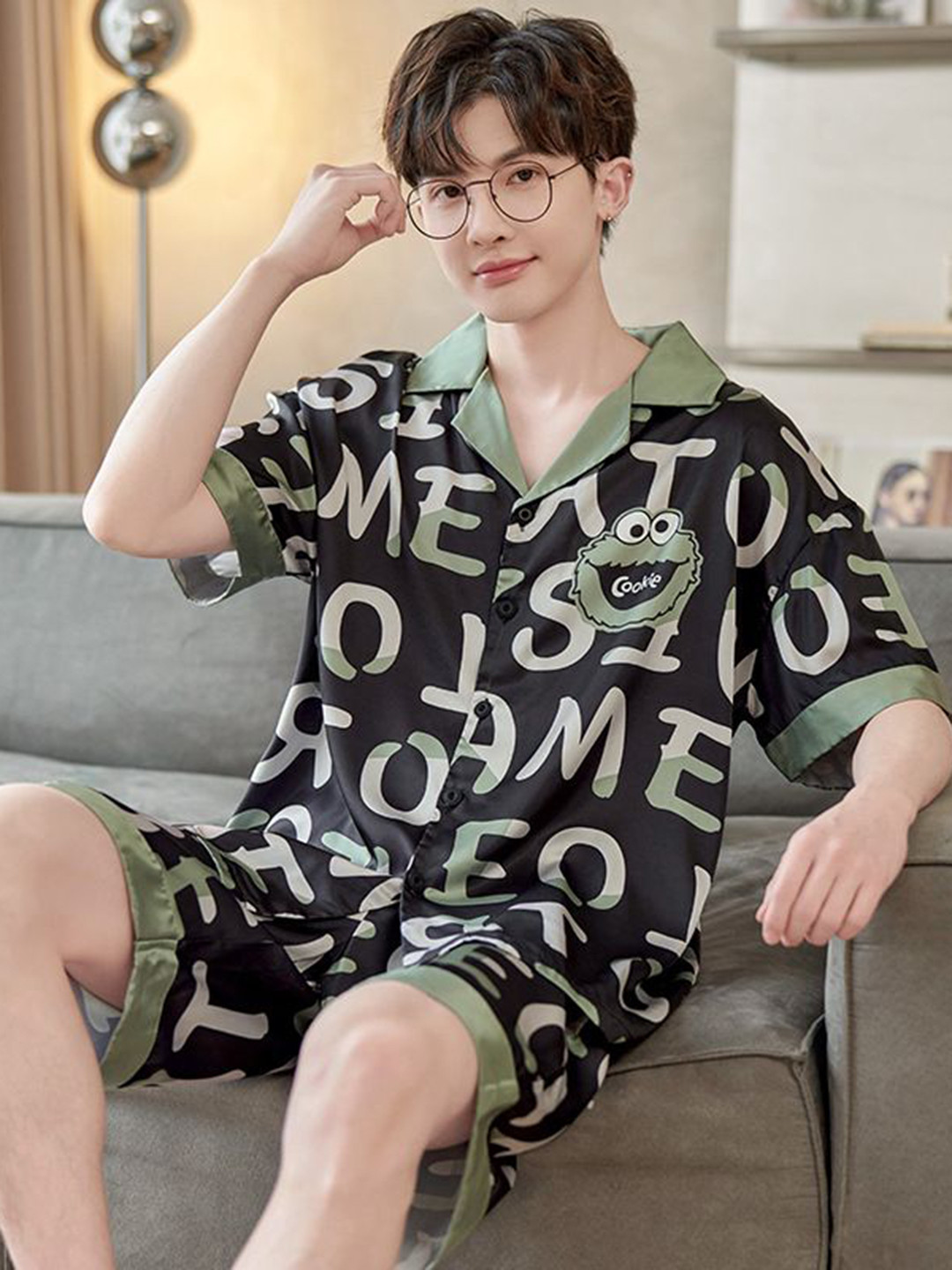 

StyleCast Printed Short Sleeve Shirt With Shorts Night Suit, Black