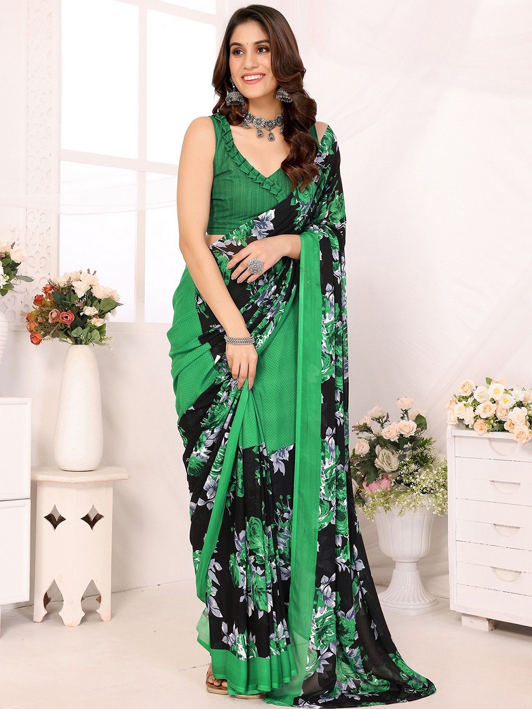 

KALINI Floral Printed Saree, Green
