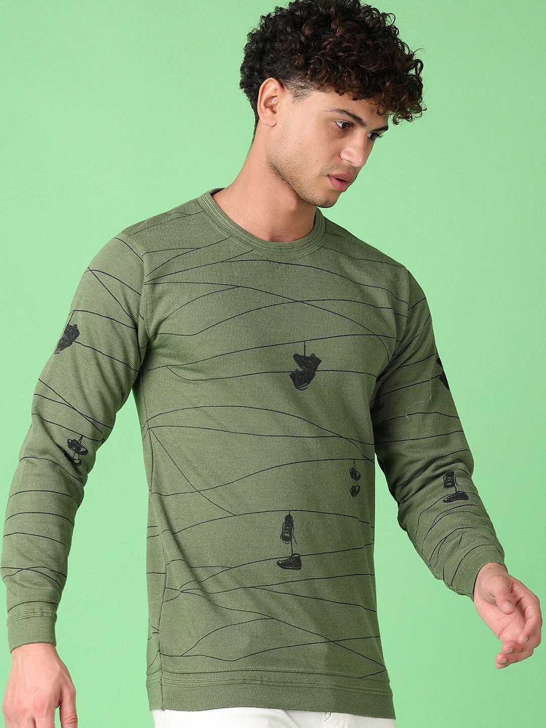 

V-Mart Men Printed Pullover, Olive