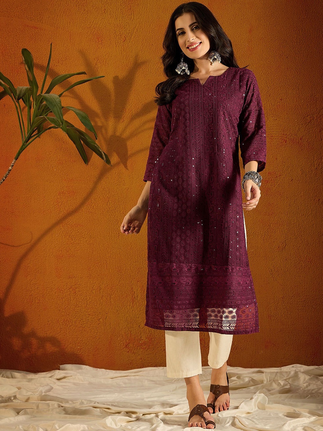 

Anouk Ethnic Motifs Embroidered Chikankari Georgette Straight Kurta, Maroon