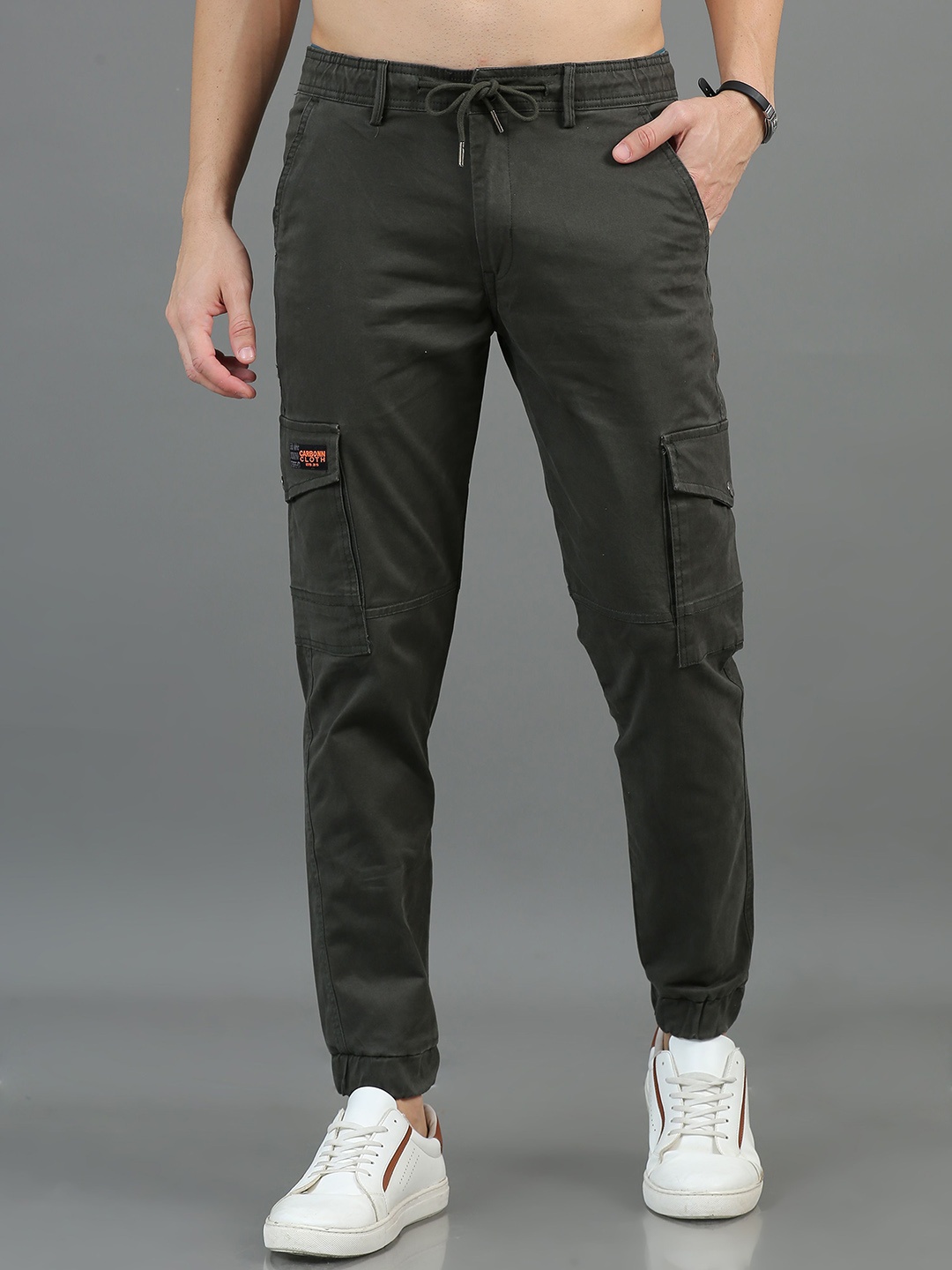 

CARBONN CLOTH Men Mid-Rise Cargo Trousers, Green