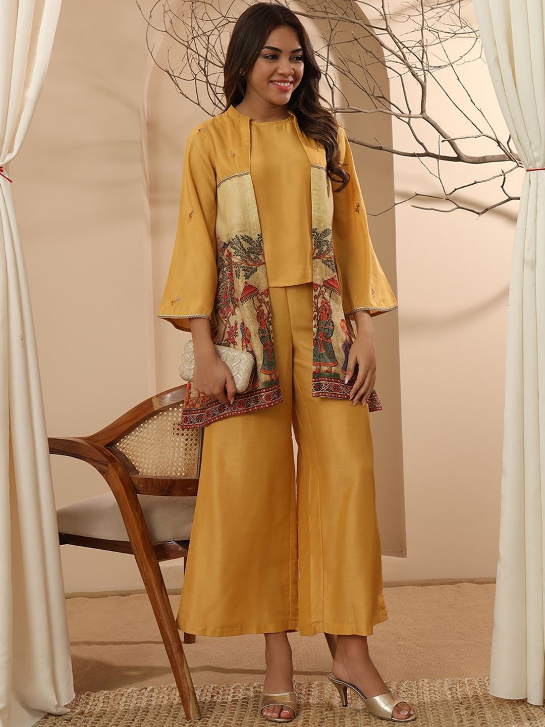 

Stylefables Printed Three Quarter Sleeves Shrug Top & Trouser, Yellow
