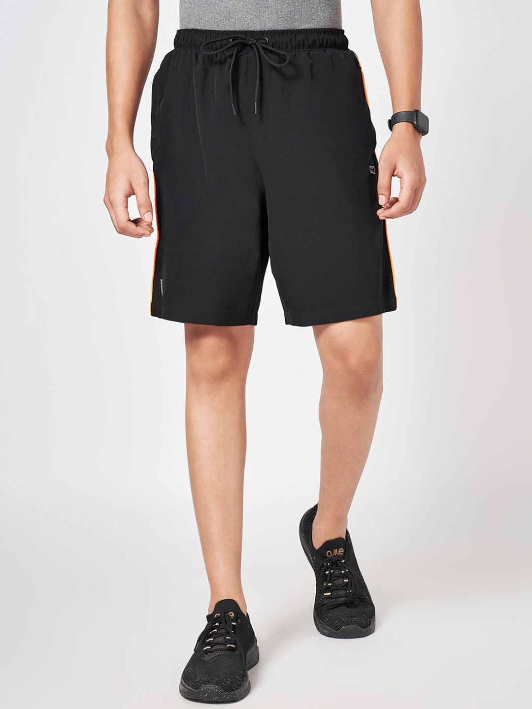 

Ajile by Pantaloons Men Regular Fit Outdoor Sports Shorts, Black
