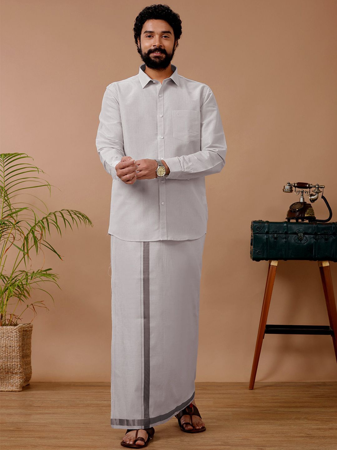 

Ramraj Men Cotton Blend Dhoti & Full Sleeves Shirt Set, White