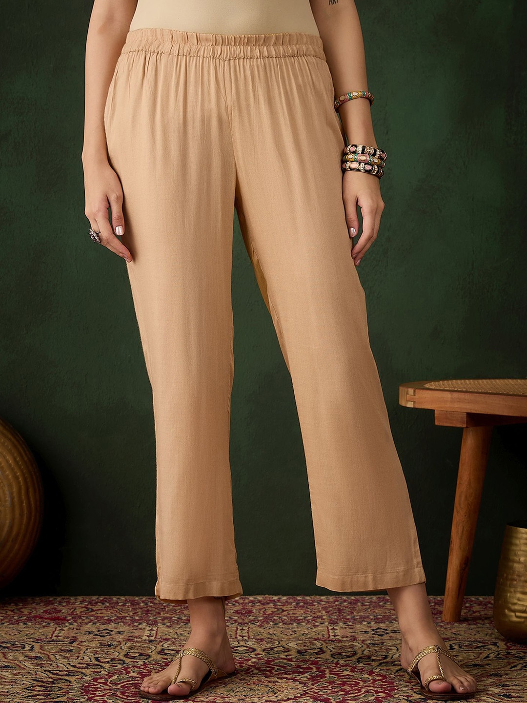 

Sangria Women Mid-Rise Mid- Rise Ankle Length Trousers, Beige