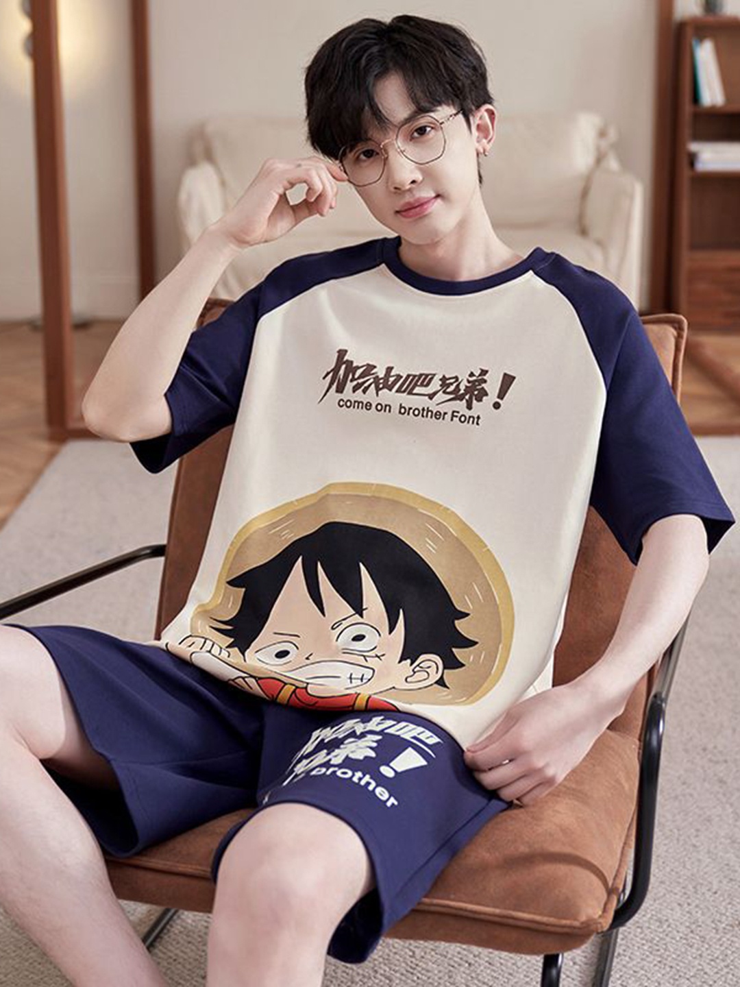 

StyleCast White & Blue Printed Pure Cotton T-Shirt With Shorts