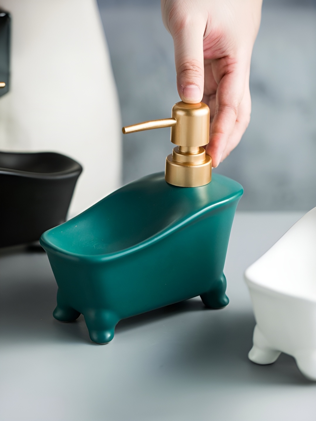 

The Better Home Green & Gold-Toned Ceramic Glossy Soap Dispenser 350 ml