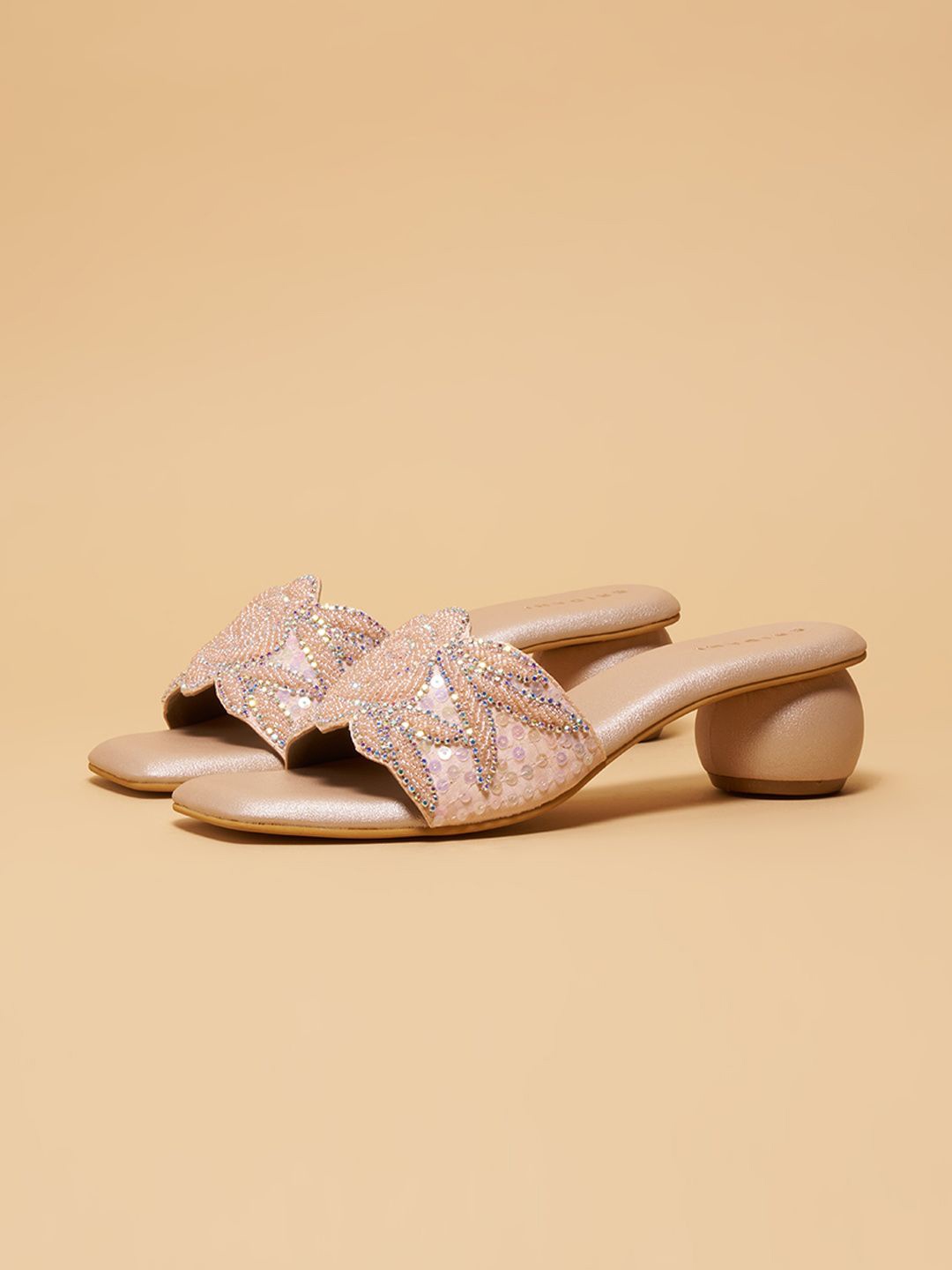 

ERIDANI Gul Embroidered Heels, Rose gold