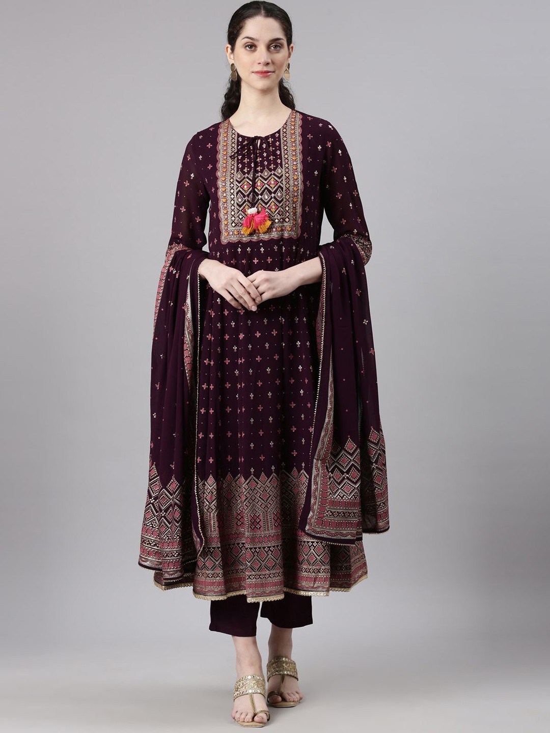 

Neerus Ethnic Motifs Printed Mirror Work Anarkali Kurta With Trousers & Dupatta, Maroon