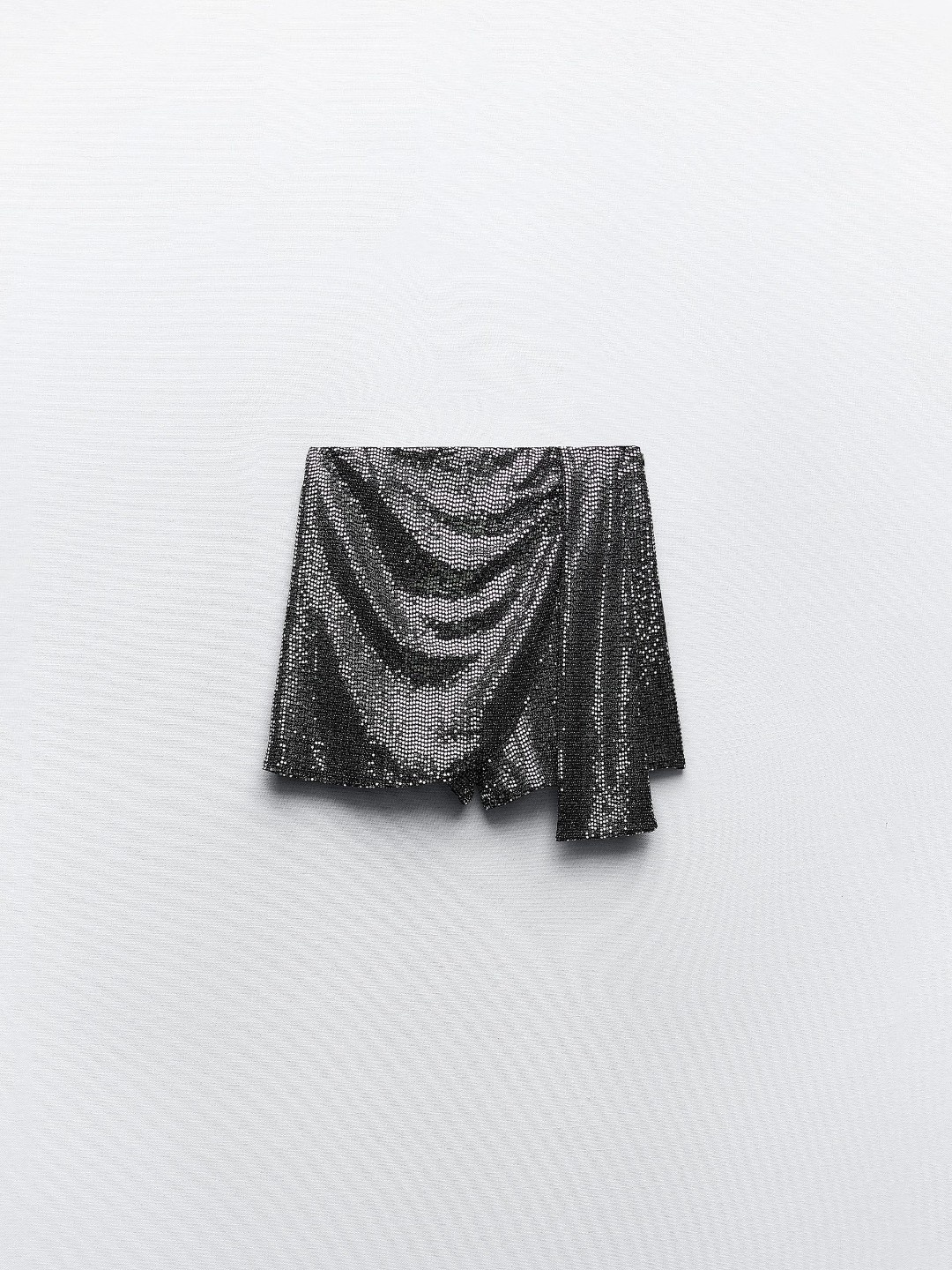 

ZARA Women Silver Shorts
