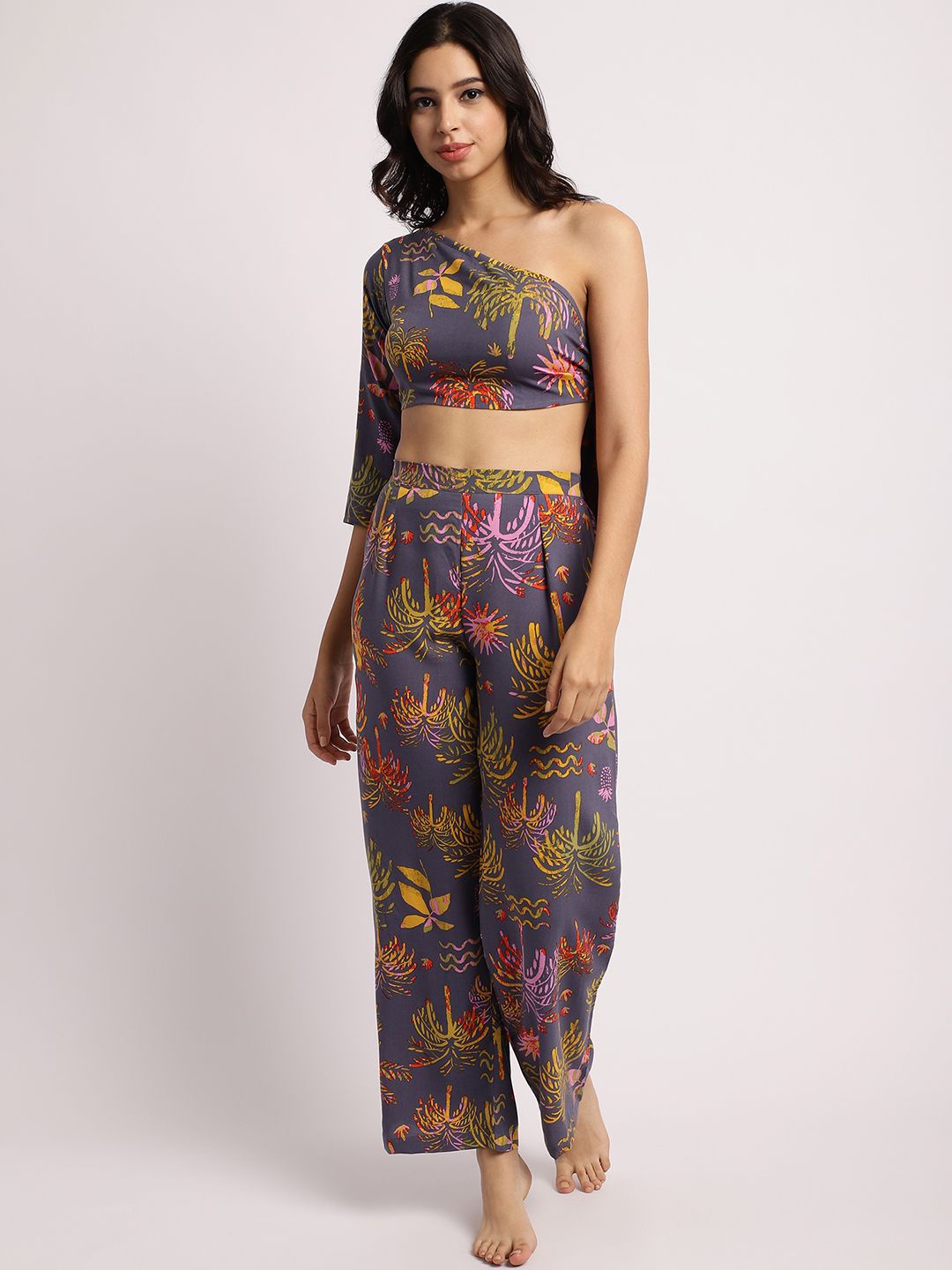 

EROTISSCH Grey Printed One Shoulder Relaxed-Fit Crop Top With Palazzo