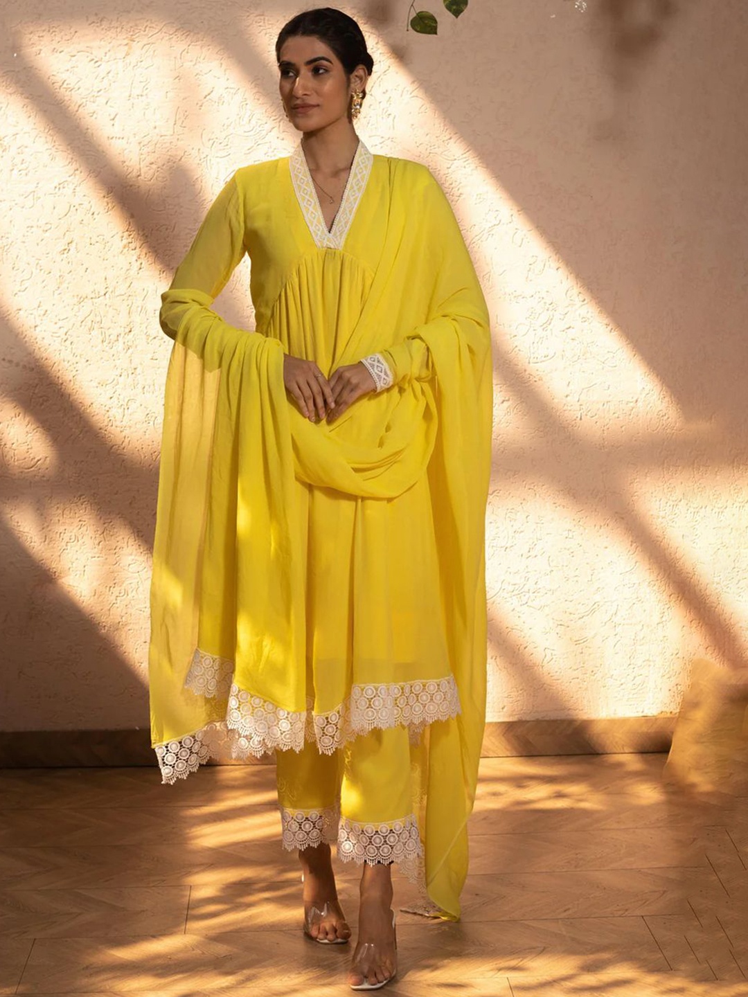 

SUKITI V-Neck Regular Georgette Anarkali Kurta with Trousers & Dupatta, Yellow