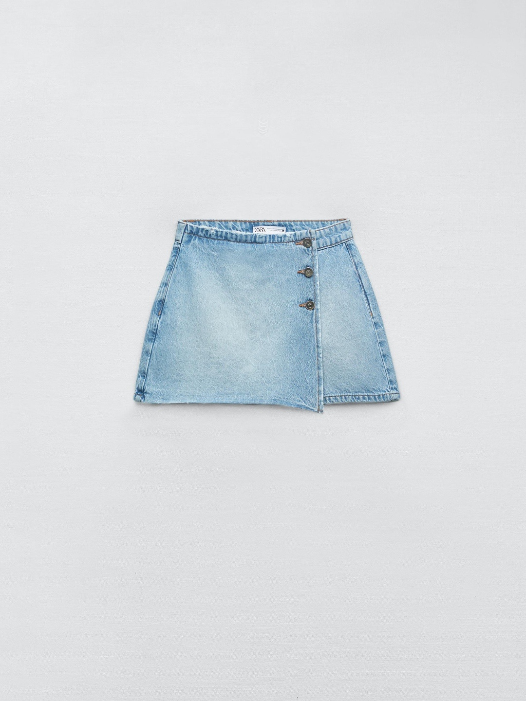 

ZARA Women Blue Shorts