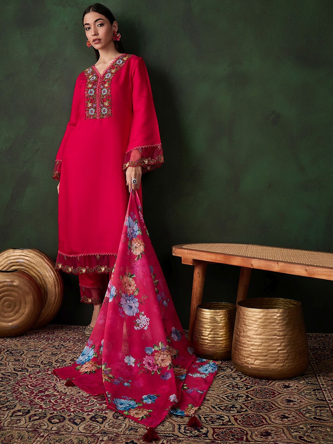 

Sangria Floral Embroidered Sequinned Kurta with Trouser & Dupatta, Pink