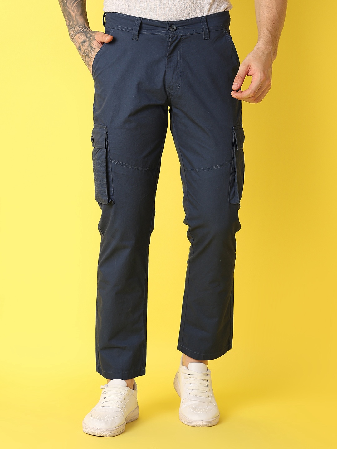 

V-Mart Men Navy Blue Cotton Mid-Rise Regular Fit Casual Cargos Trousers