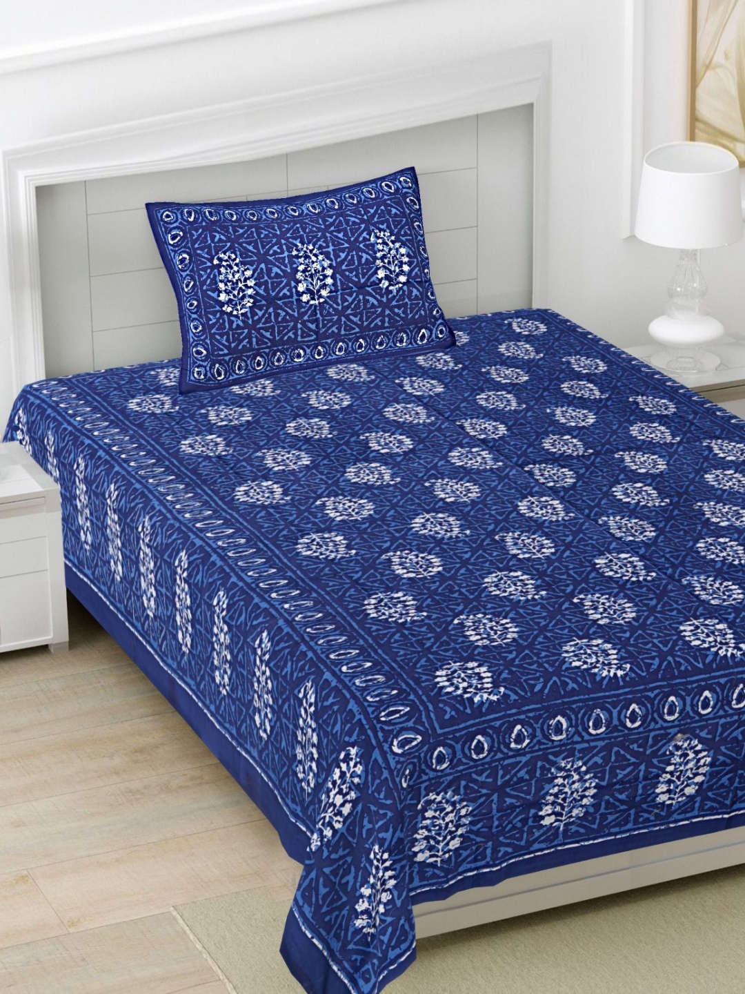 

FrionKandy Living Blue Ethnic Motifs Pure Cotton 180 TC Bedsheet Set 2.28 m x 1.52 m