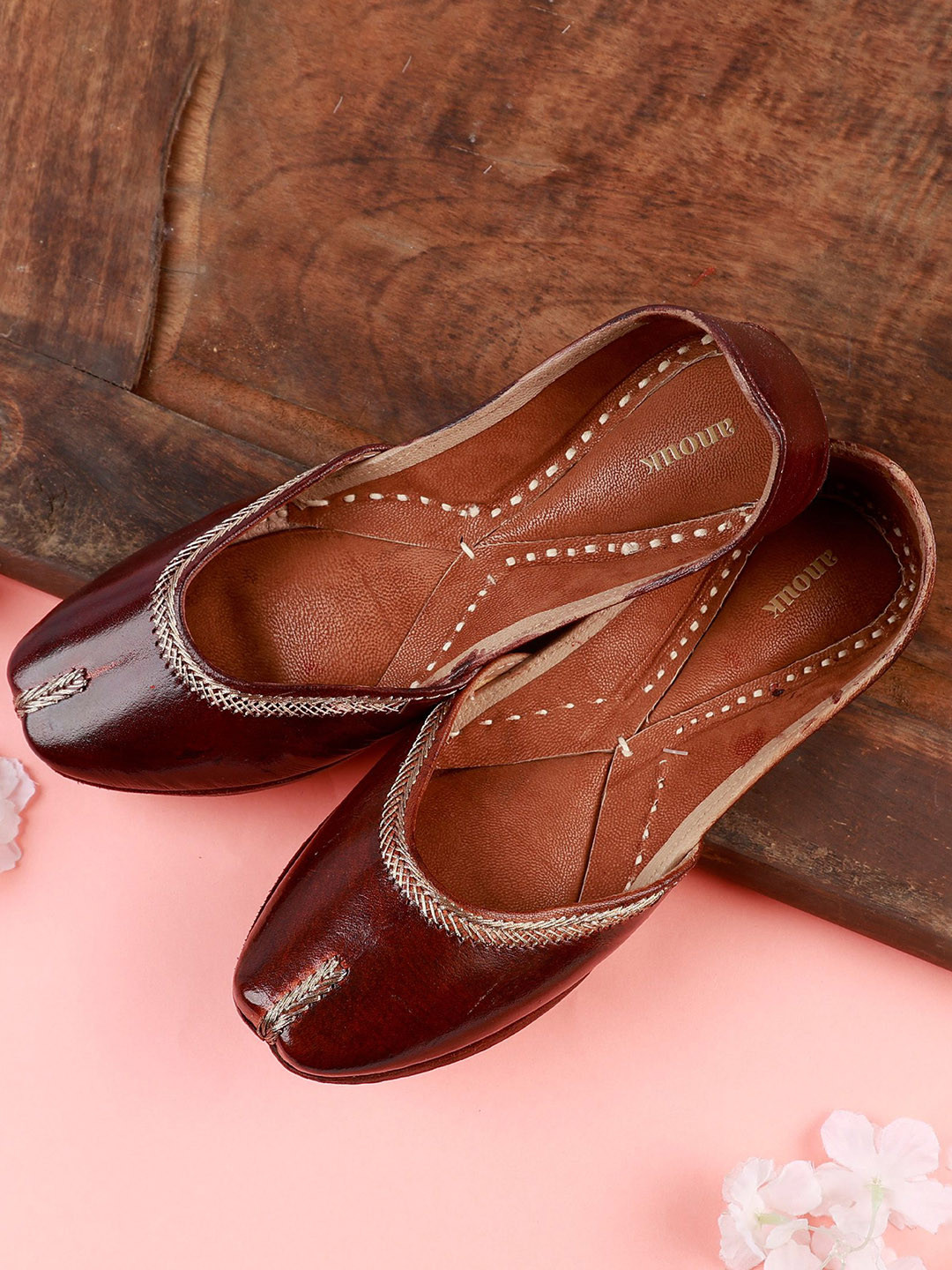 

Anouk Women Embellished Mojaris with Embroidered Flats, Maroon