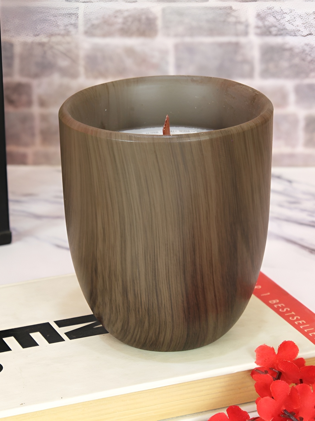 

TIED RIBBONS Brown Sandalwood Scented 14-16 Hours Burn Time Jar Candle