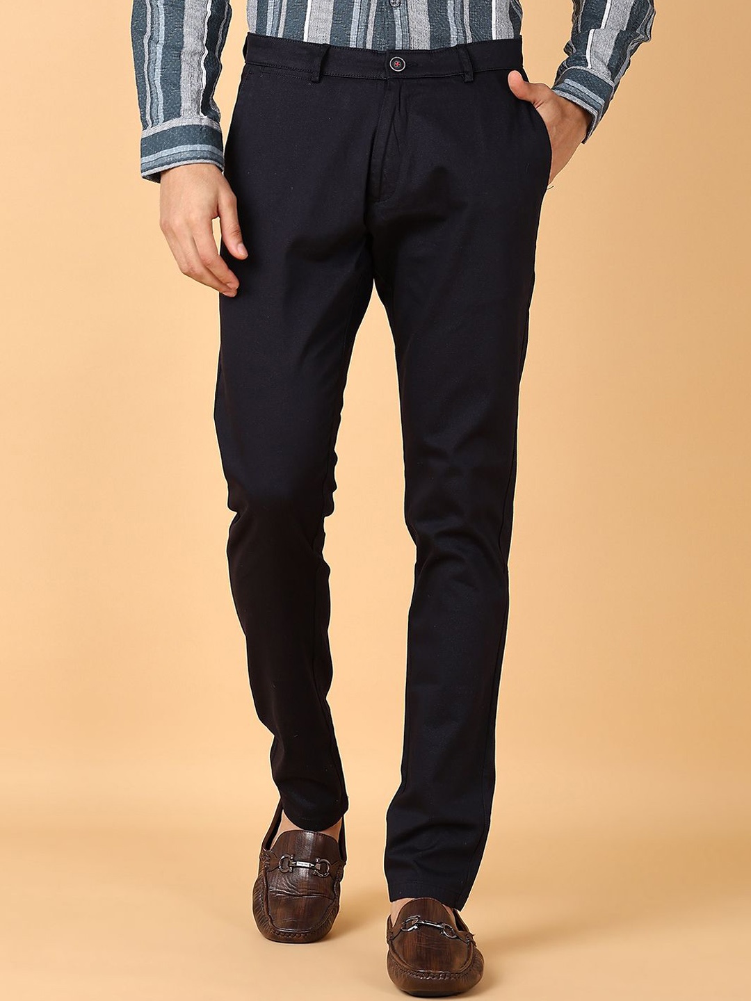 

V-Mart Men Printed Chinos Trousers, Navy blue