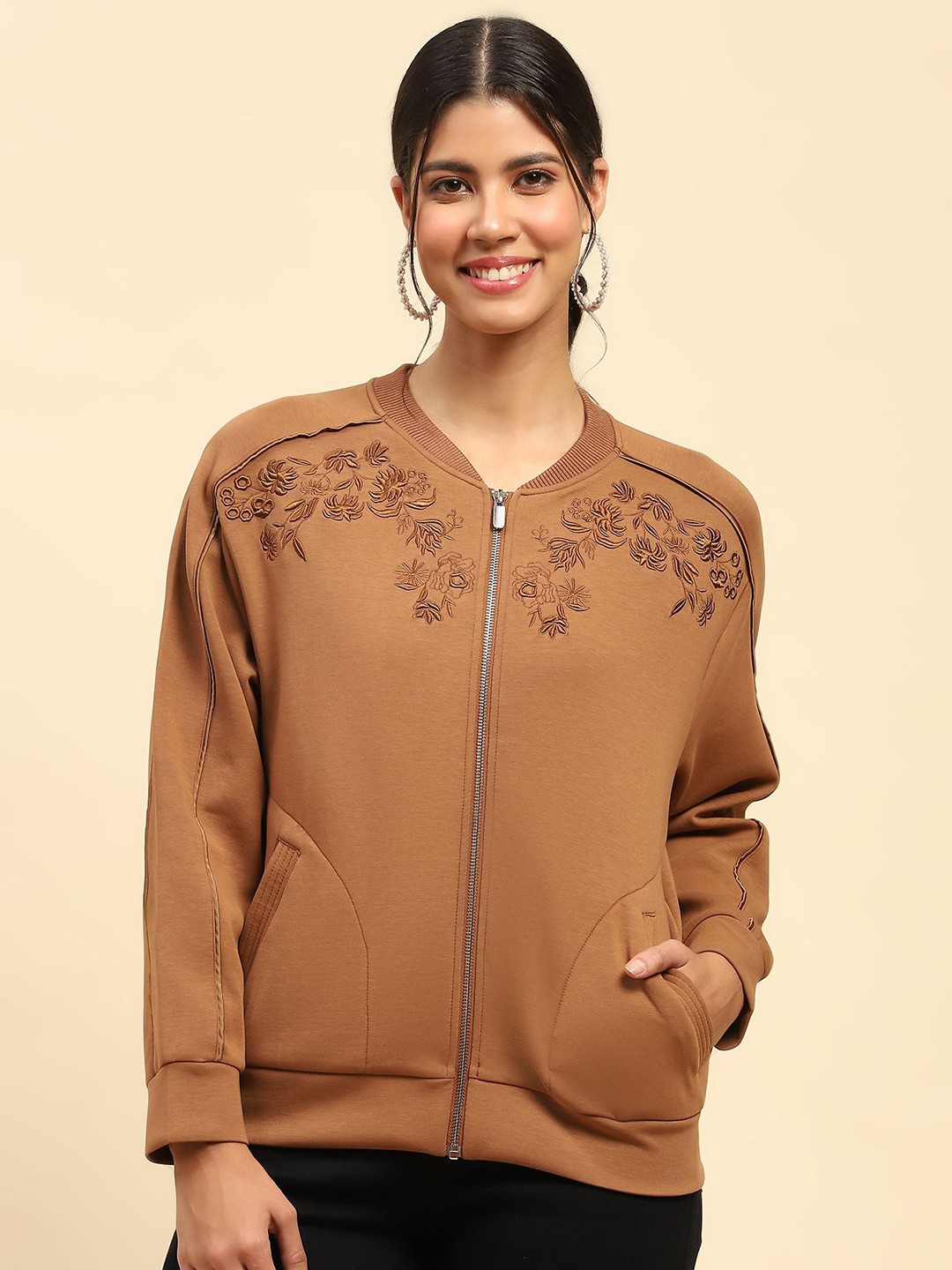 

Global Republic Women Embroidered Sweatshirt, Tan