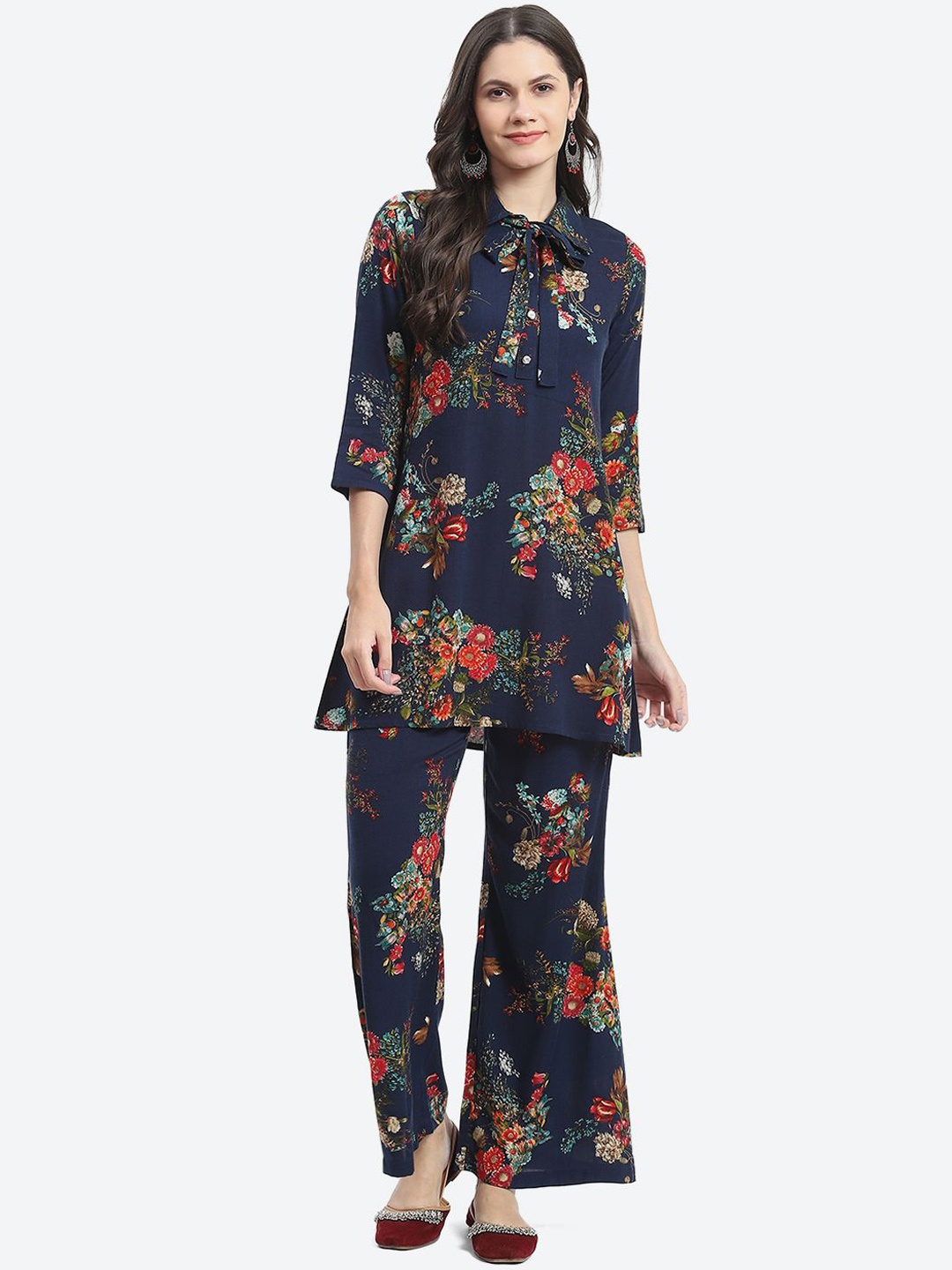 

Kurti's by Menka Printed Tunic With Trousers Co-Ords, Navy blue