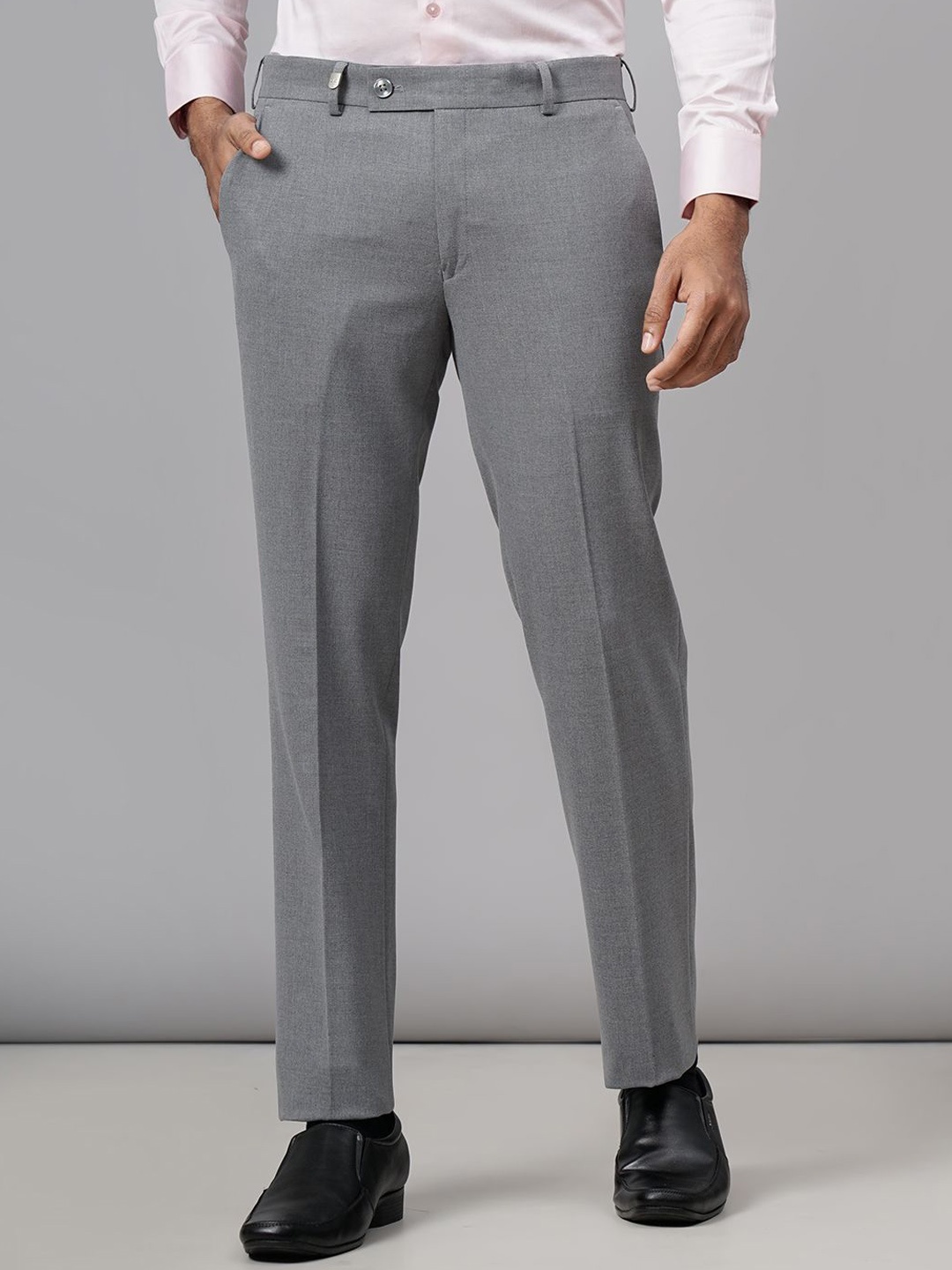

JB STUDIO Men Slim Fit Mid-Rise Trousers, Grey