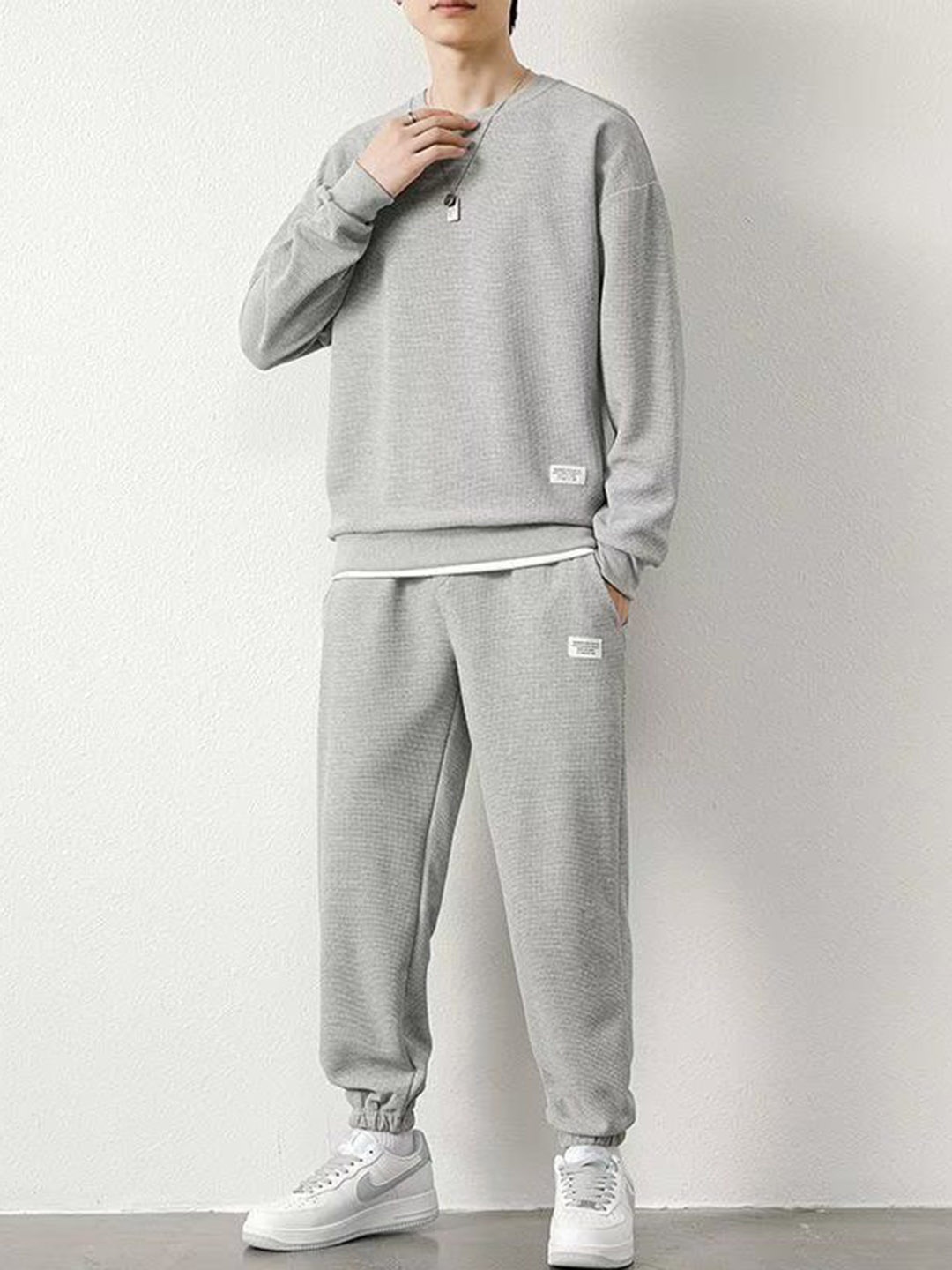 

StyleCast Round Neck Long Sleeves T-Shirt With Jogger, Grey