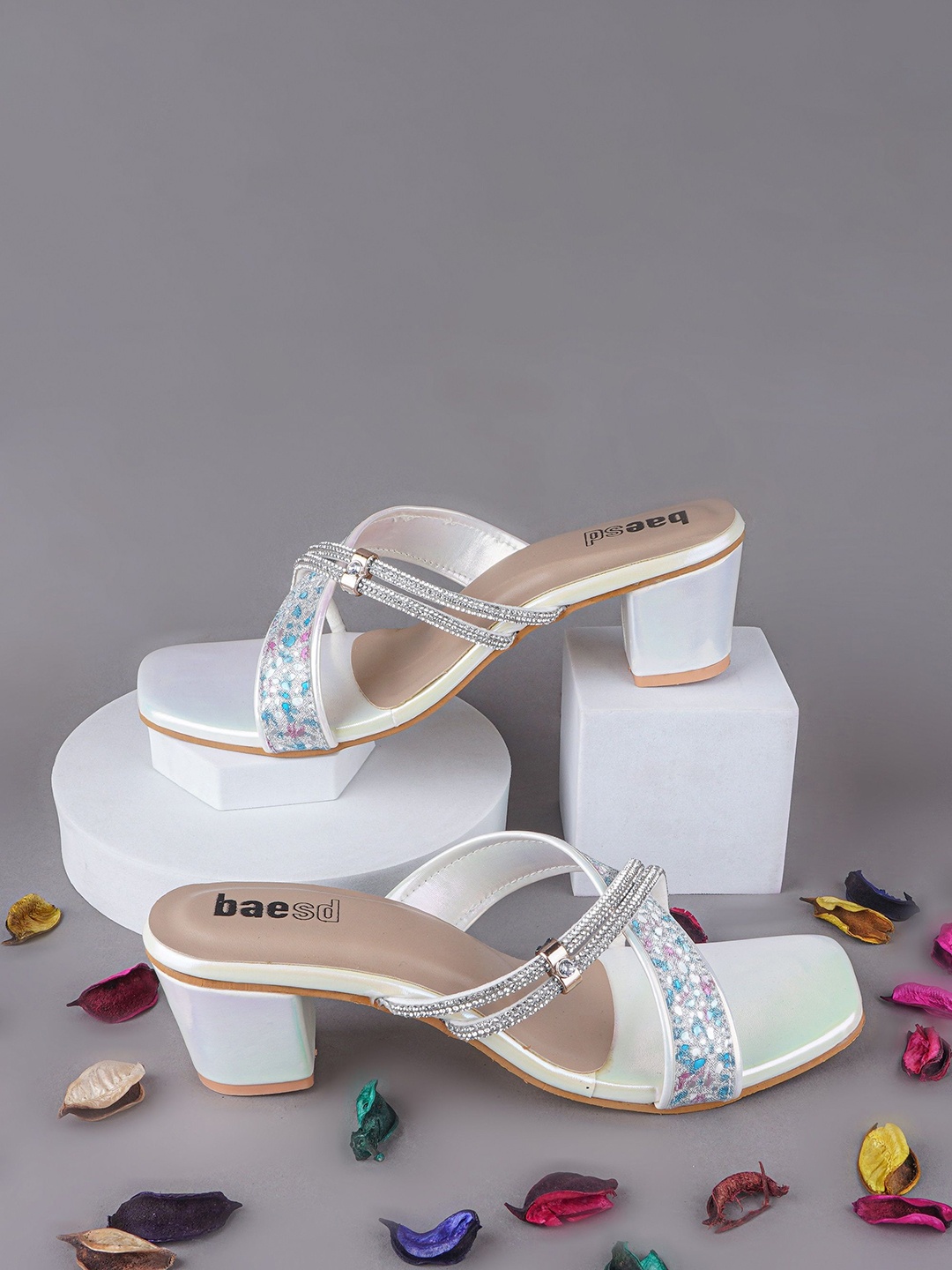 

BAESD Women Embellished Block Heeled Sandals, White