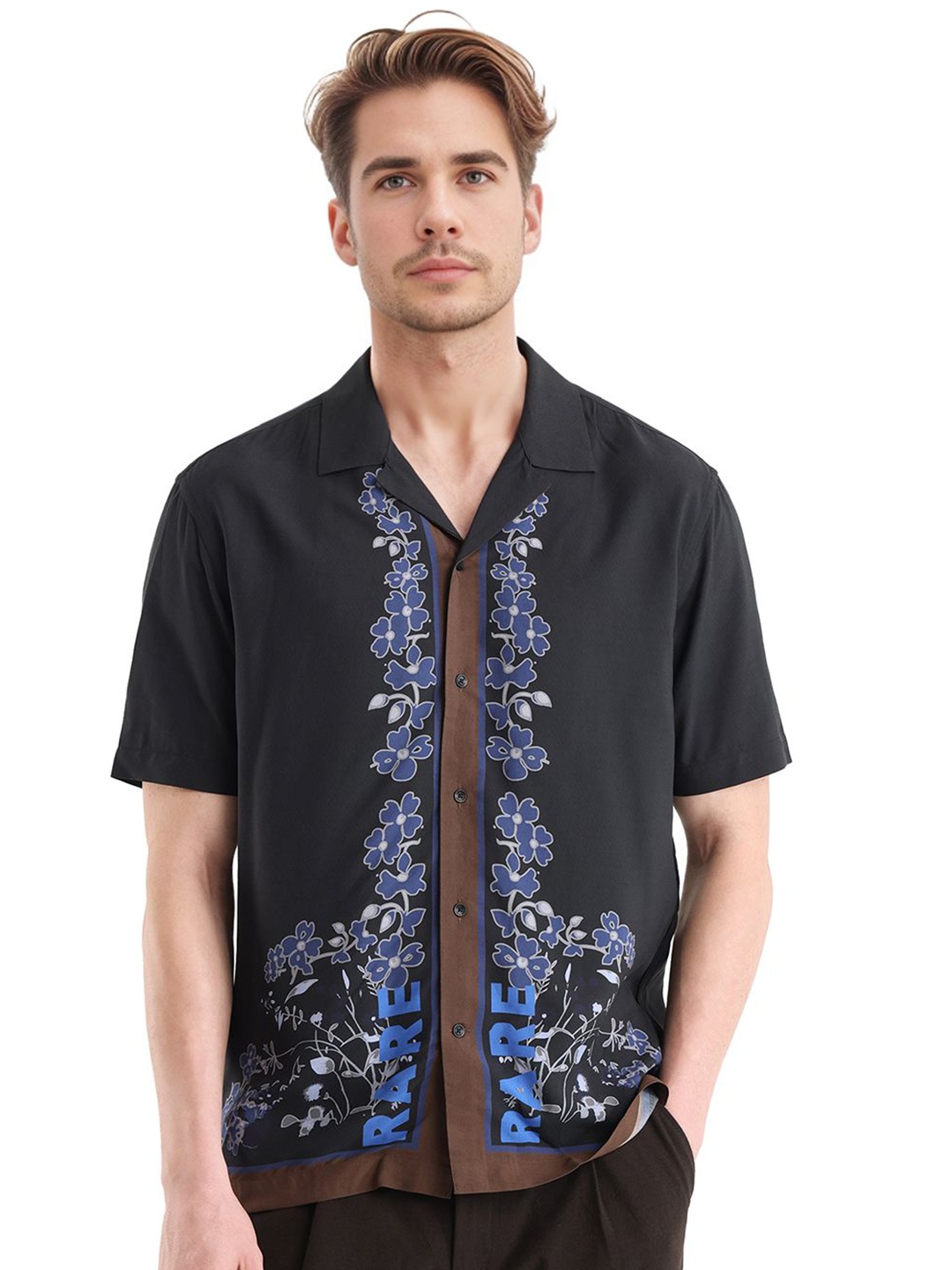 

RARE RABBIT Men Comfort Spread Collar Floral Printed Casual Shirt, Black